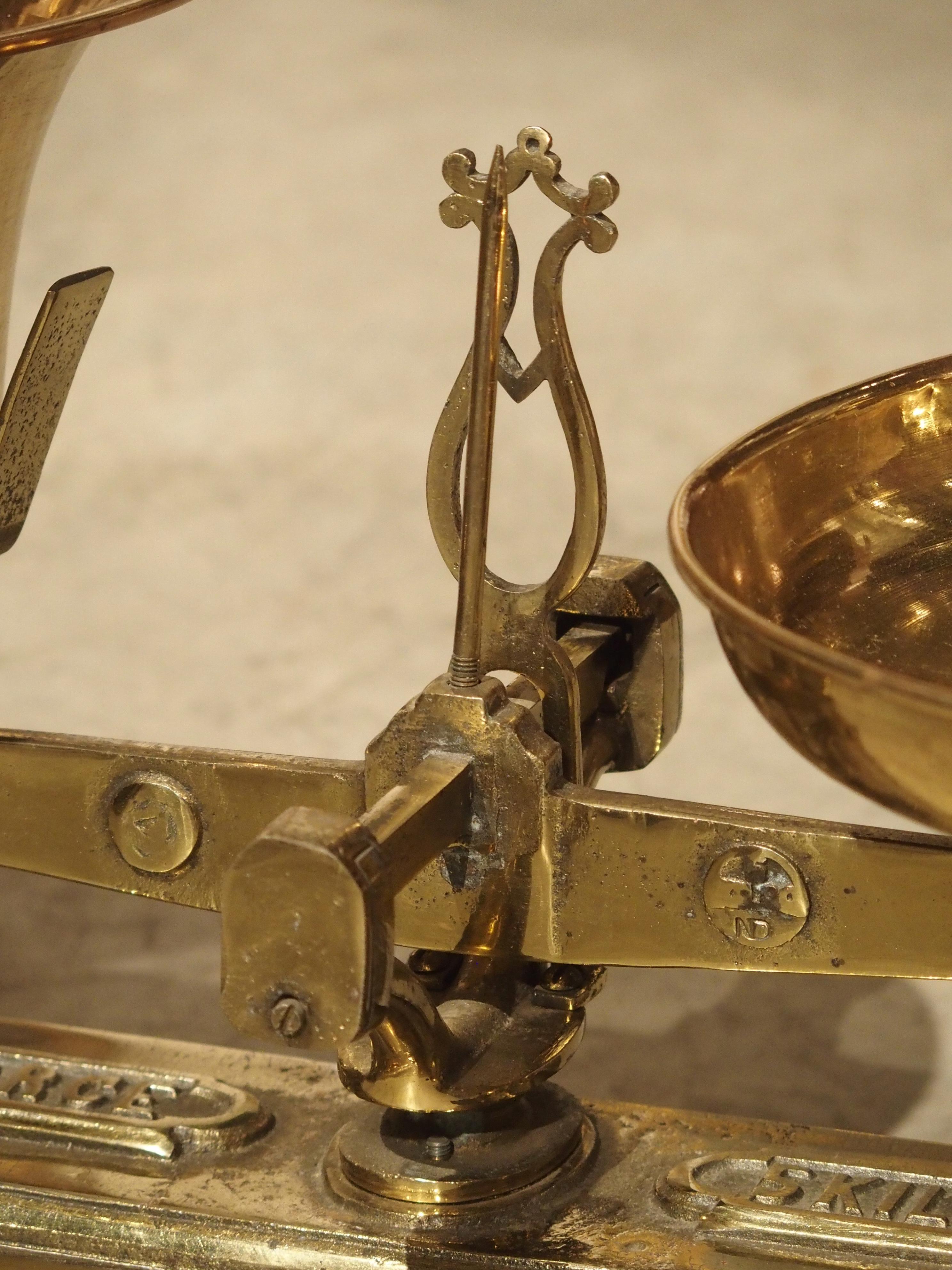 19th Century 5 Kilogram Iron and Brass Scale from France 3
