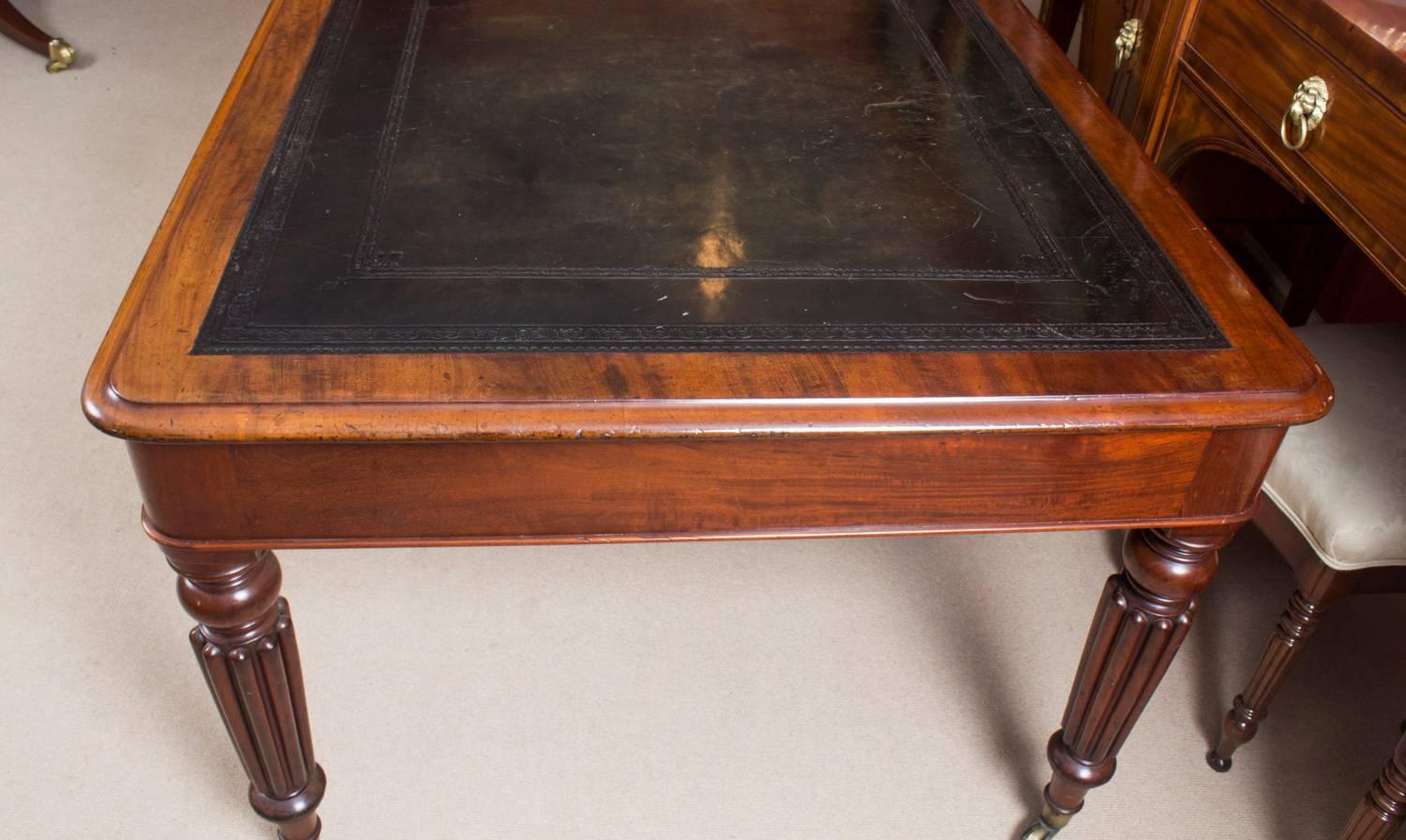 19th Century 6ft Victorian Six-Drawer Partners Writing Table Desk 7