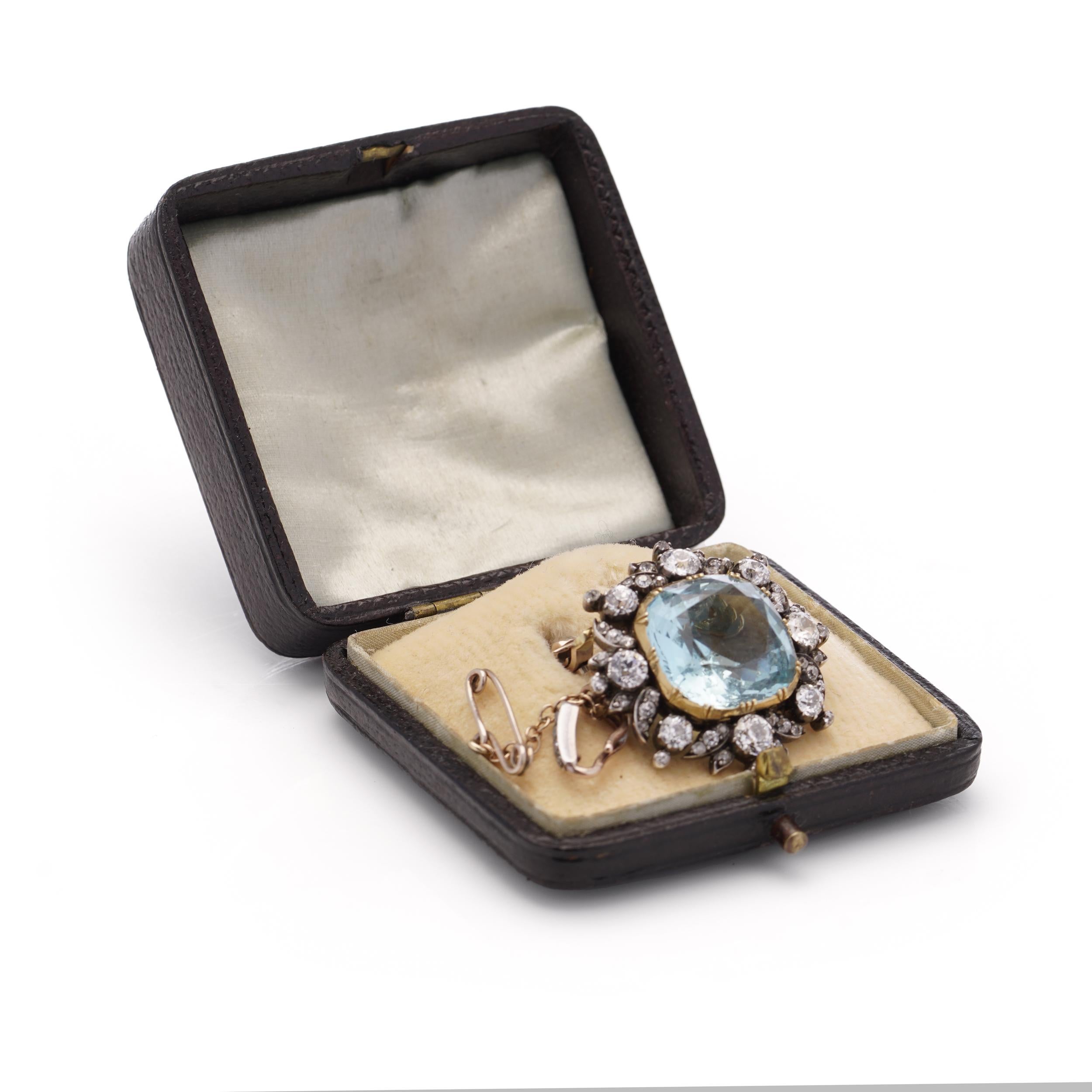 Cushion Cut 19th Century 9kt gold and silver 7.17 cts. of cushion-cut Aquamarine brooch For Sale