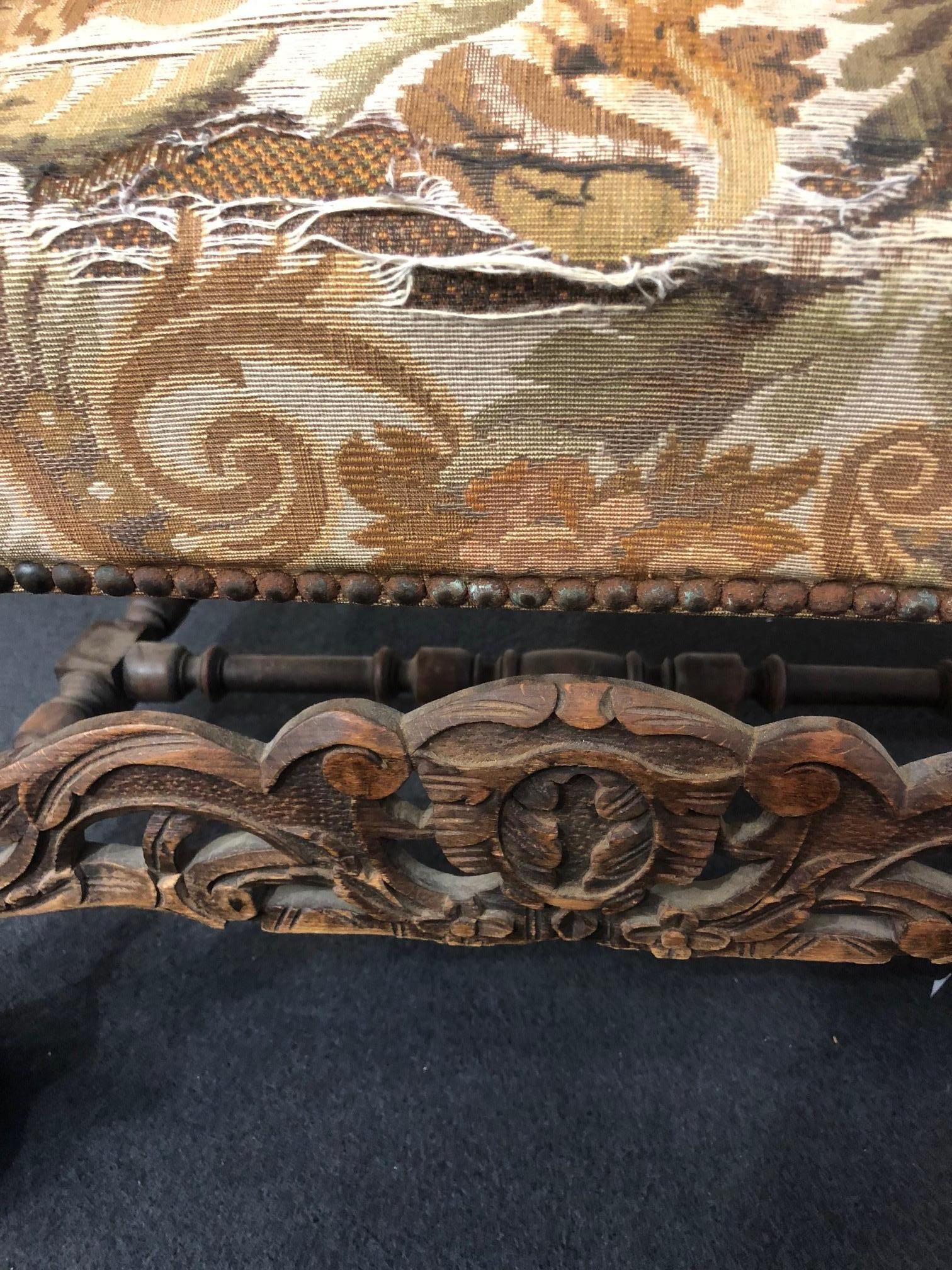 19th Century a Large 18th Century Armchair, Original Tapestry In Fair Condition For Sale In Badia Polesine, Rovigo