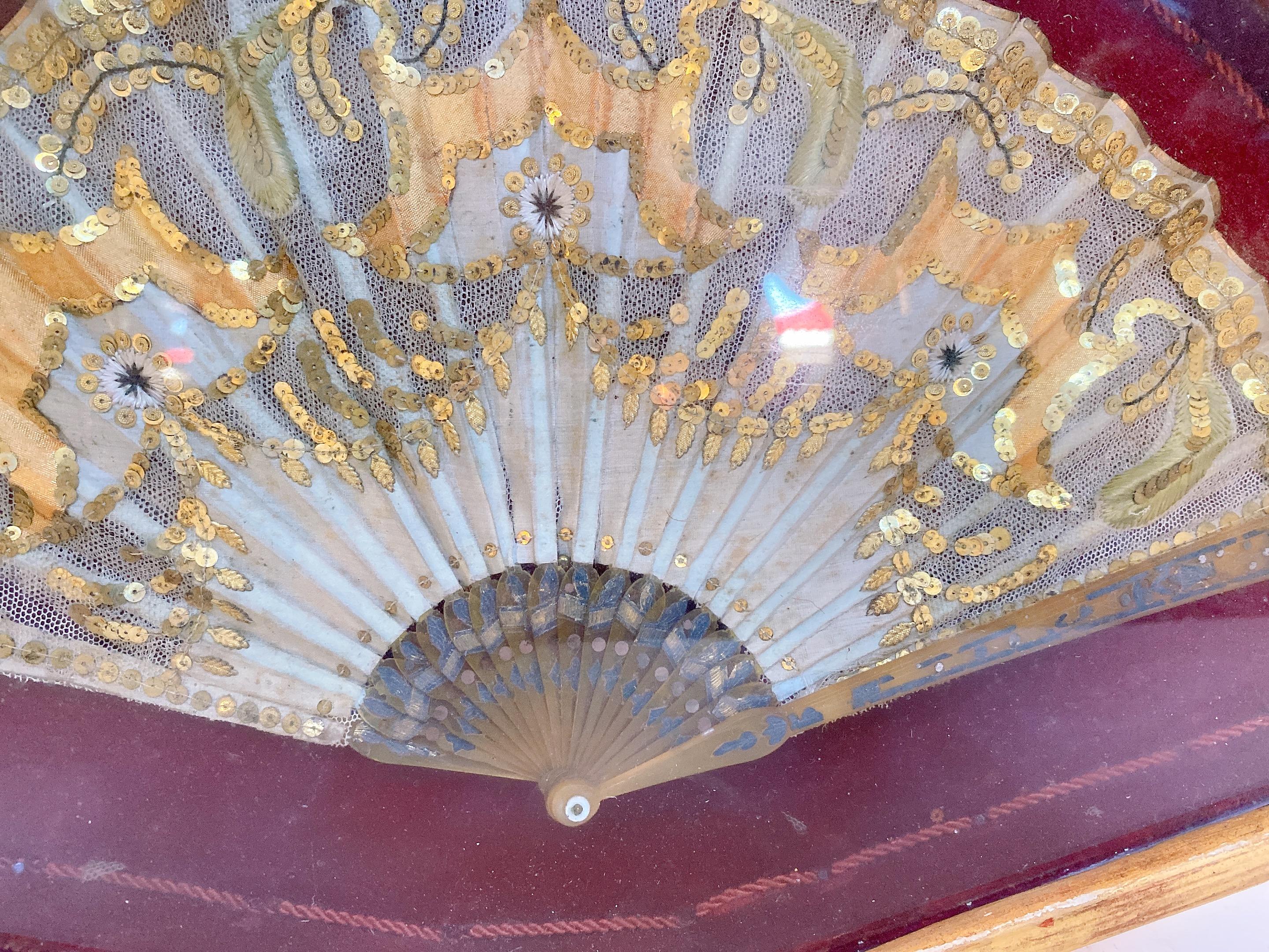 19th Century a Pair of Chinese Fan with Frame Box For Sale 7
