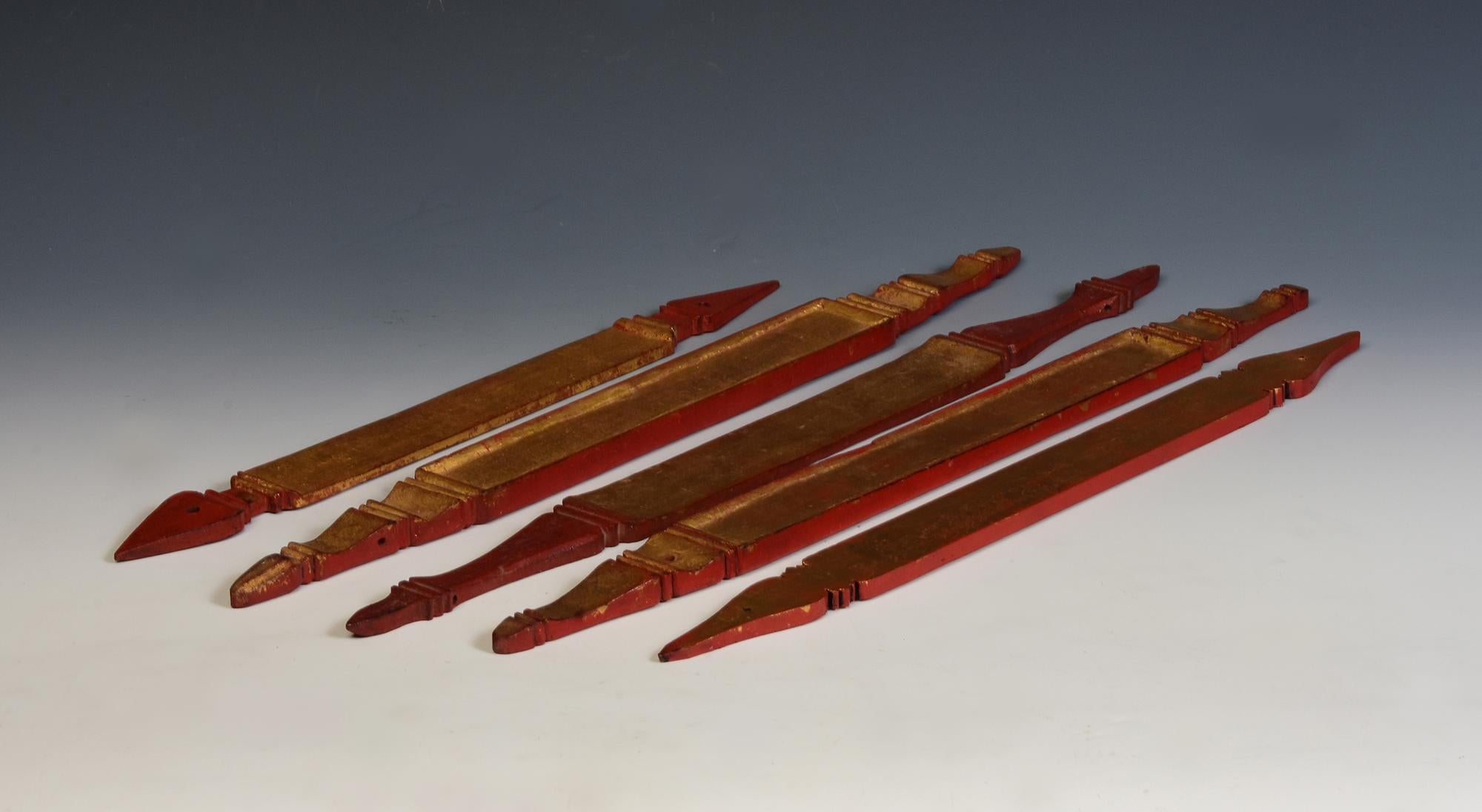 19th Century, A Set of Antique Lanna Thai Wooden Manuscript Bookmark with Stand For Sale 9