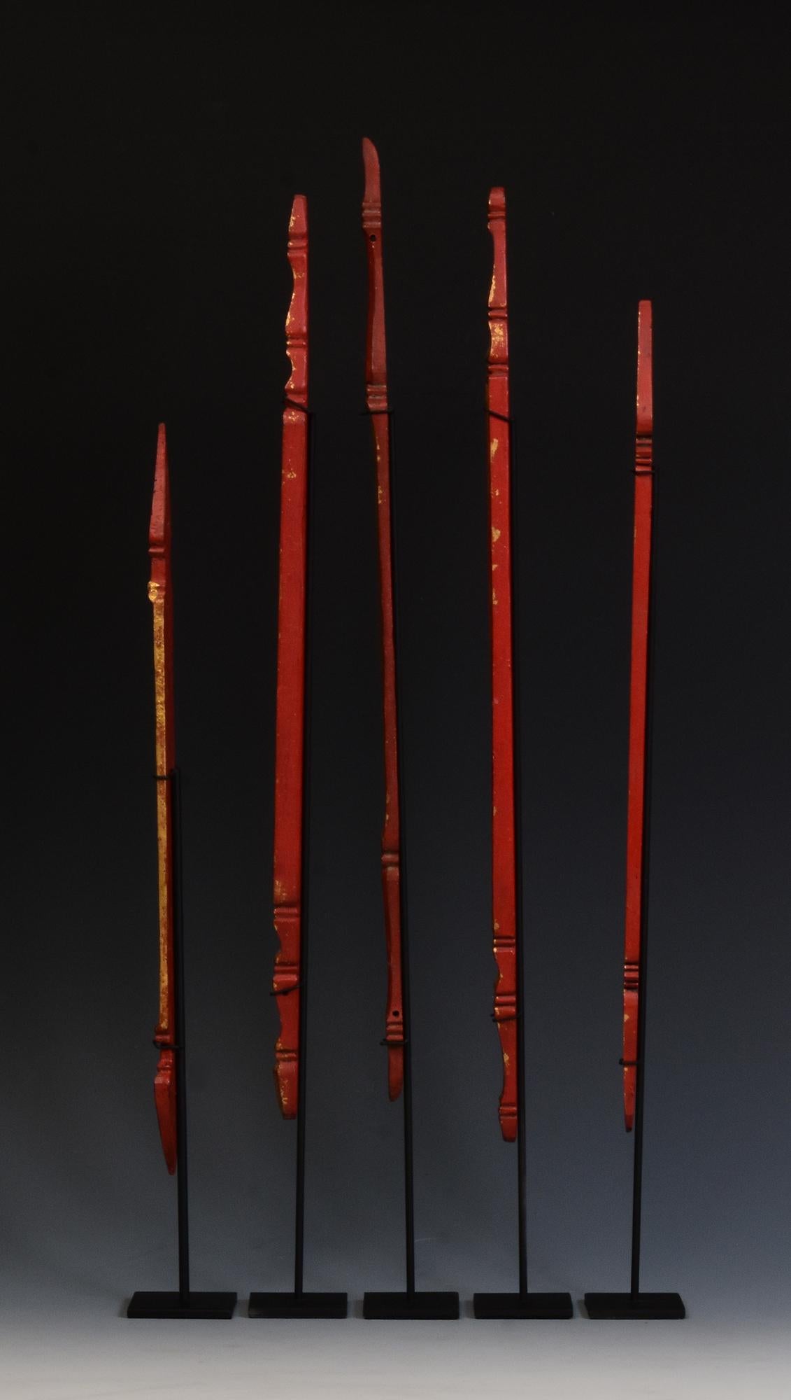 19th Century, A Set of Antique Lanna Thai Wooden Manuscript Bookmark with Stand For Sale 4