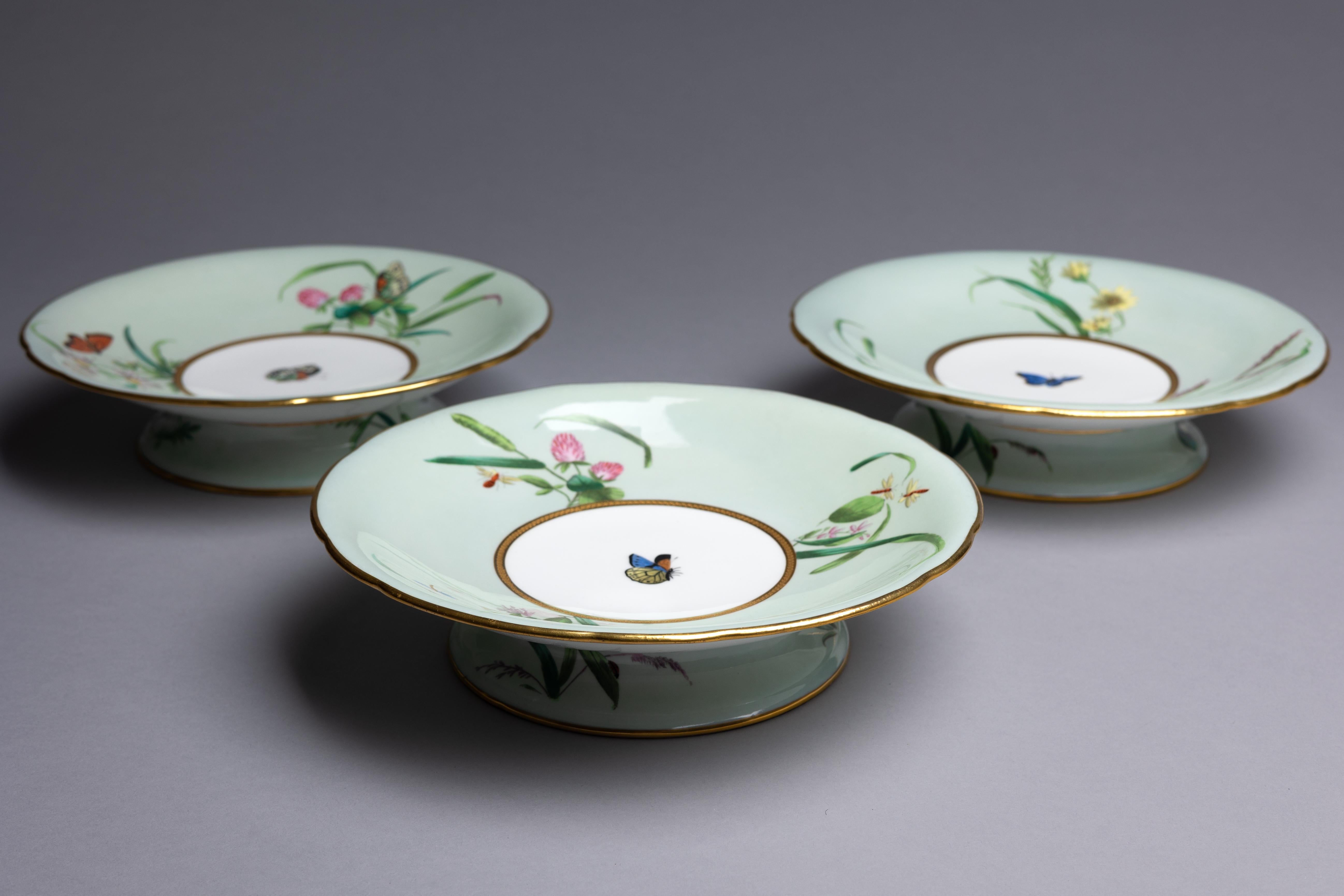 Ästhetisches Minton-Teller-Set des 19. Jahrhunderts (Porzellan) im Angebot