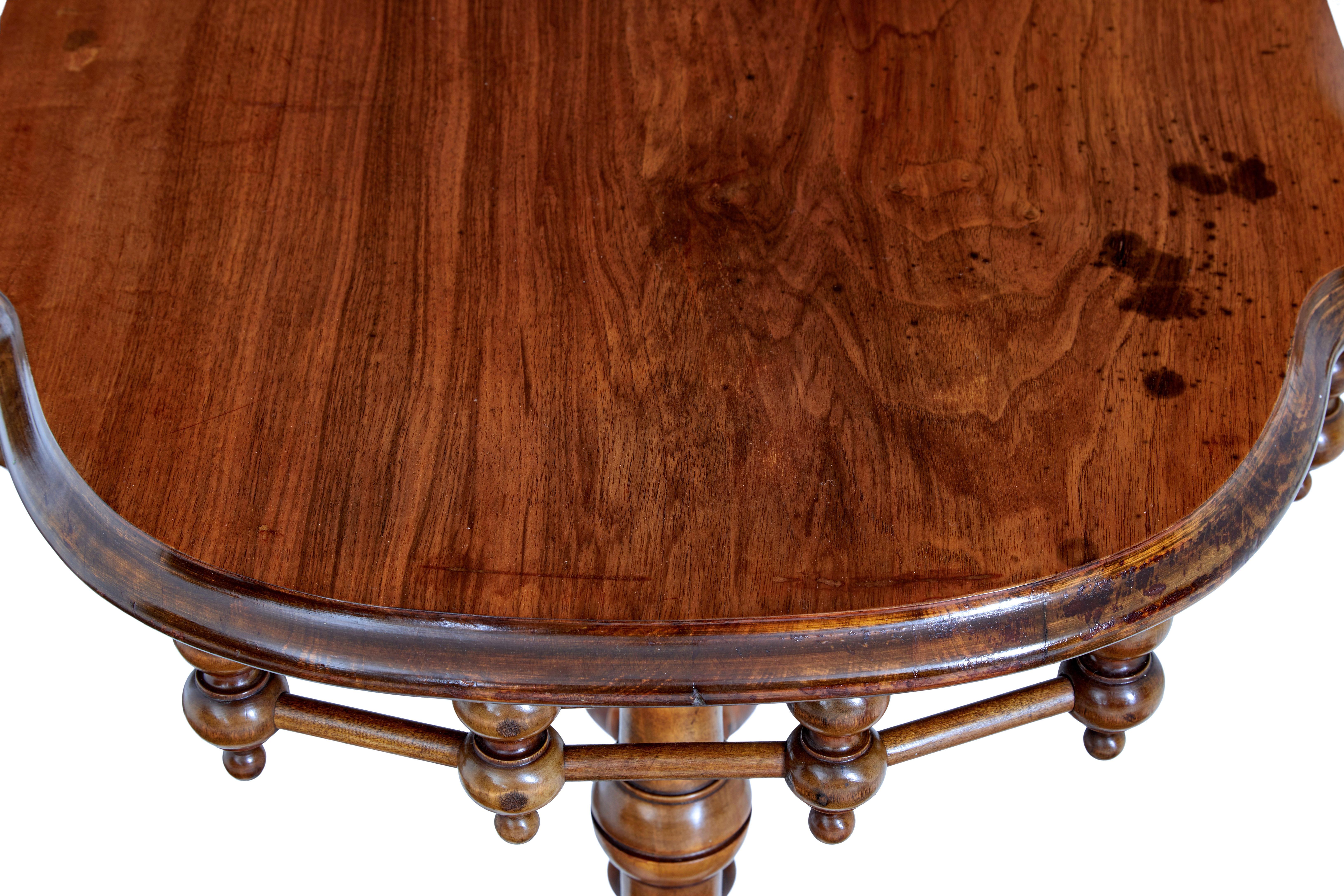 19th Century Aesthetic Movement Walnut Table In Fair Condition In Debenham, Suffolk