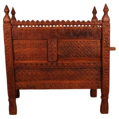 Cassapanca afgana del XIX secolo