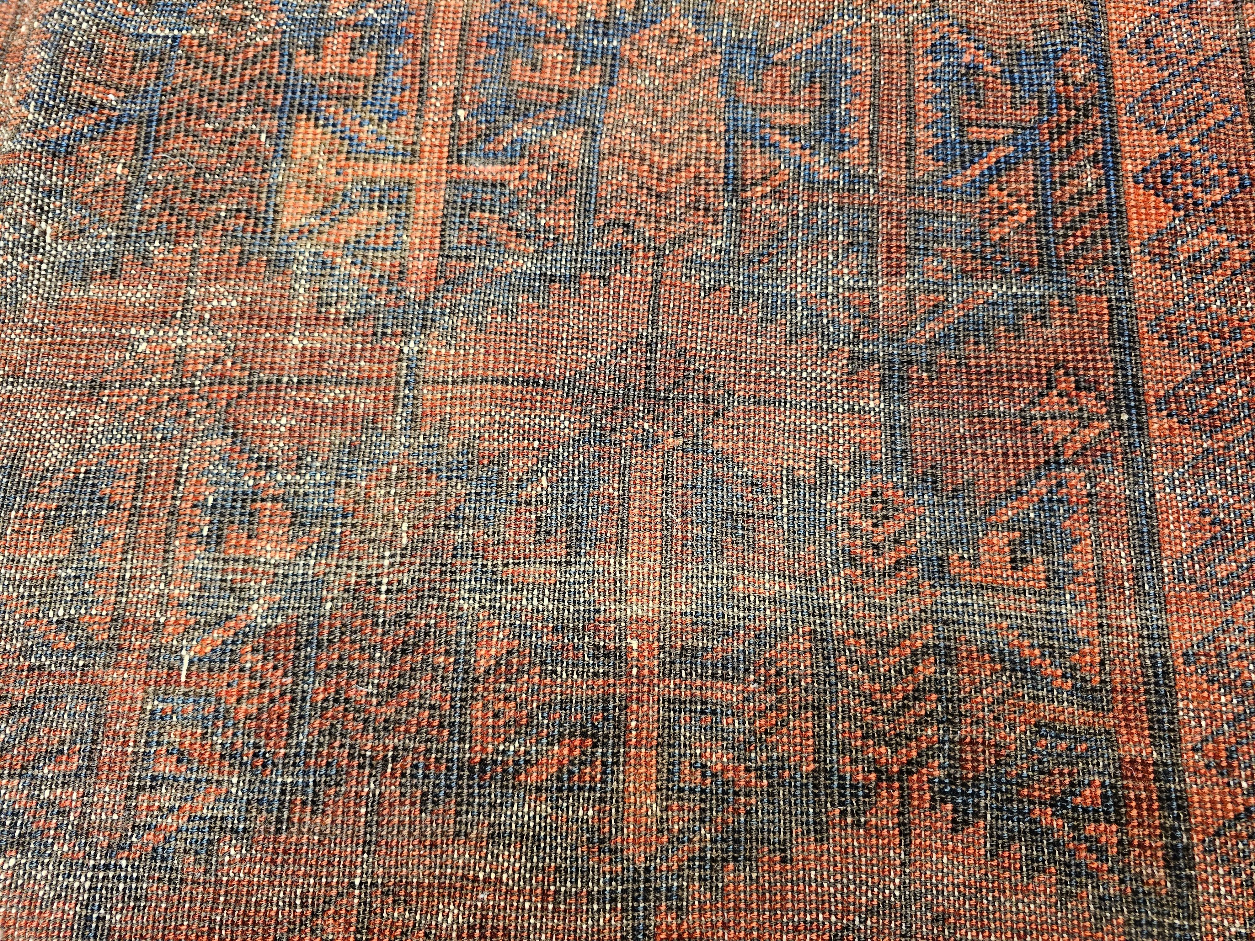 Tapis de galerie afghan du 19e siècle à motif géométrique sur toute sa surface en vente 3