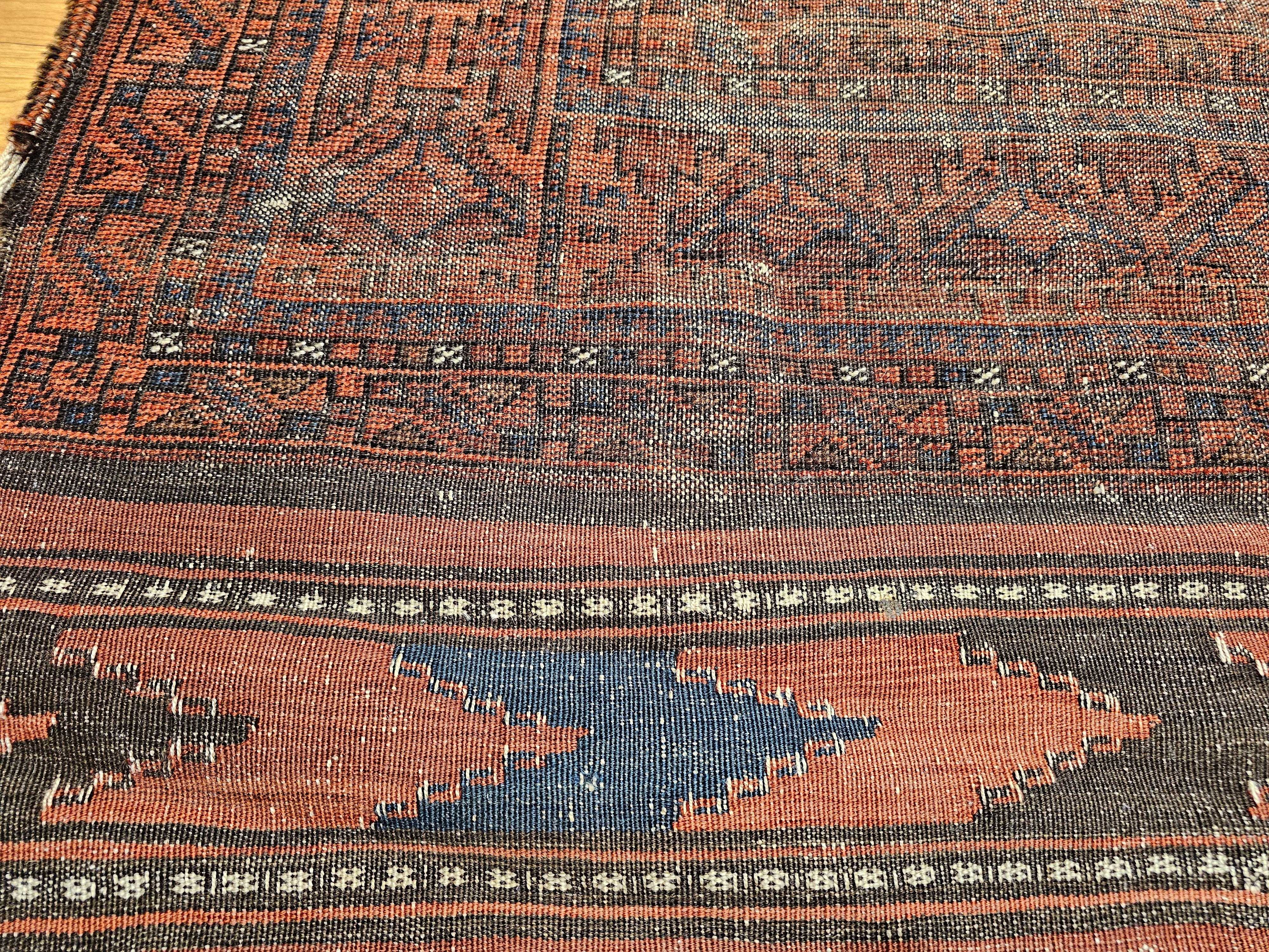 Tapis de galerie afghan du 19e siècle à motif géométrique sur toute sa surface en vente 7
