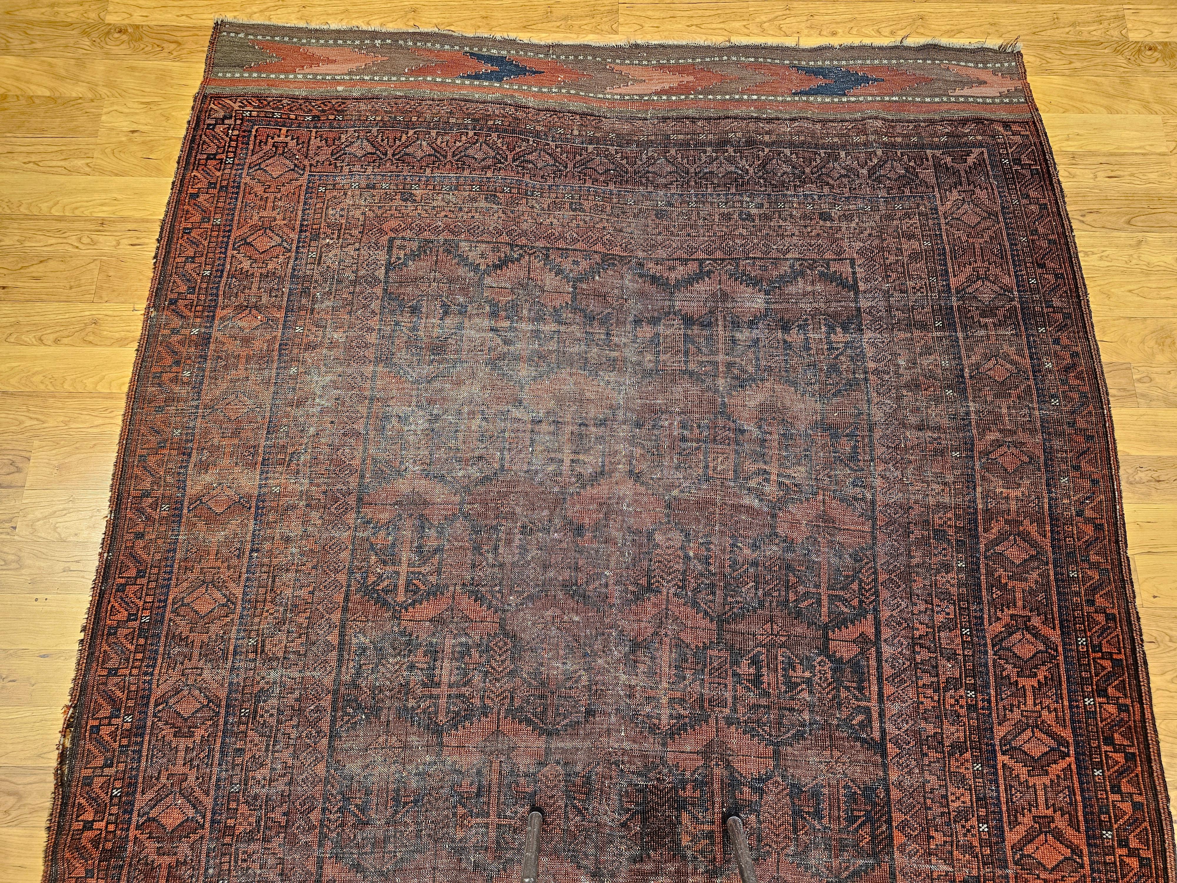 Afghan Tapis de galerie afghan du 19e siècle à motif géométrique sur toute sa surface en vente