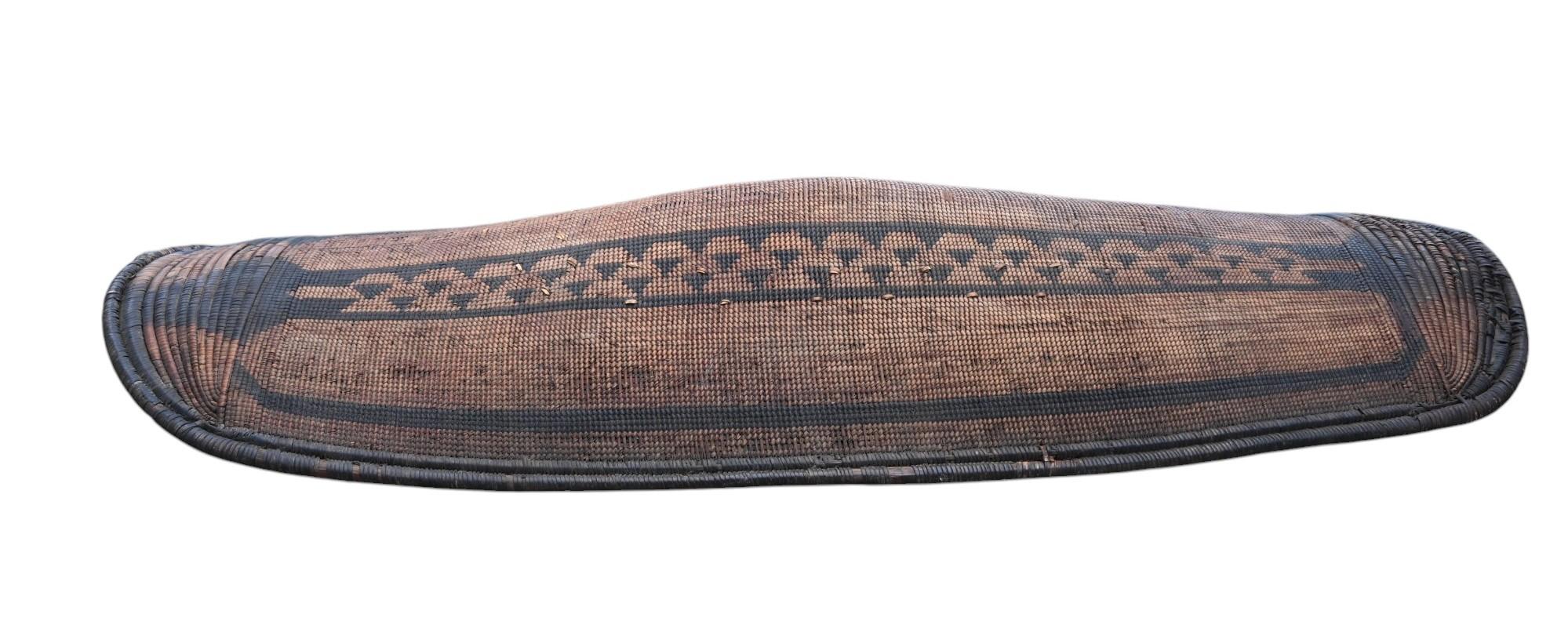 siglo XIX  Escudo africano de mimbre de la tribu Ngombe/Doko, zona de Ubangi RDC Tribal en venta