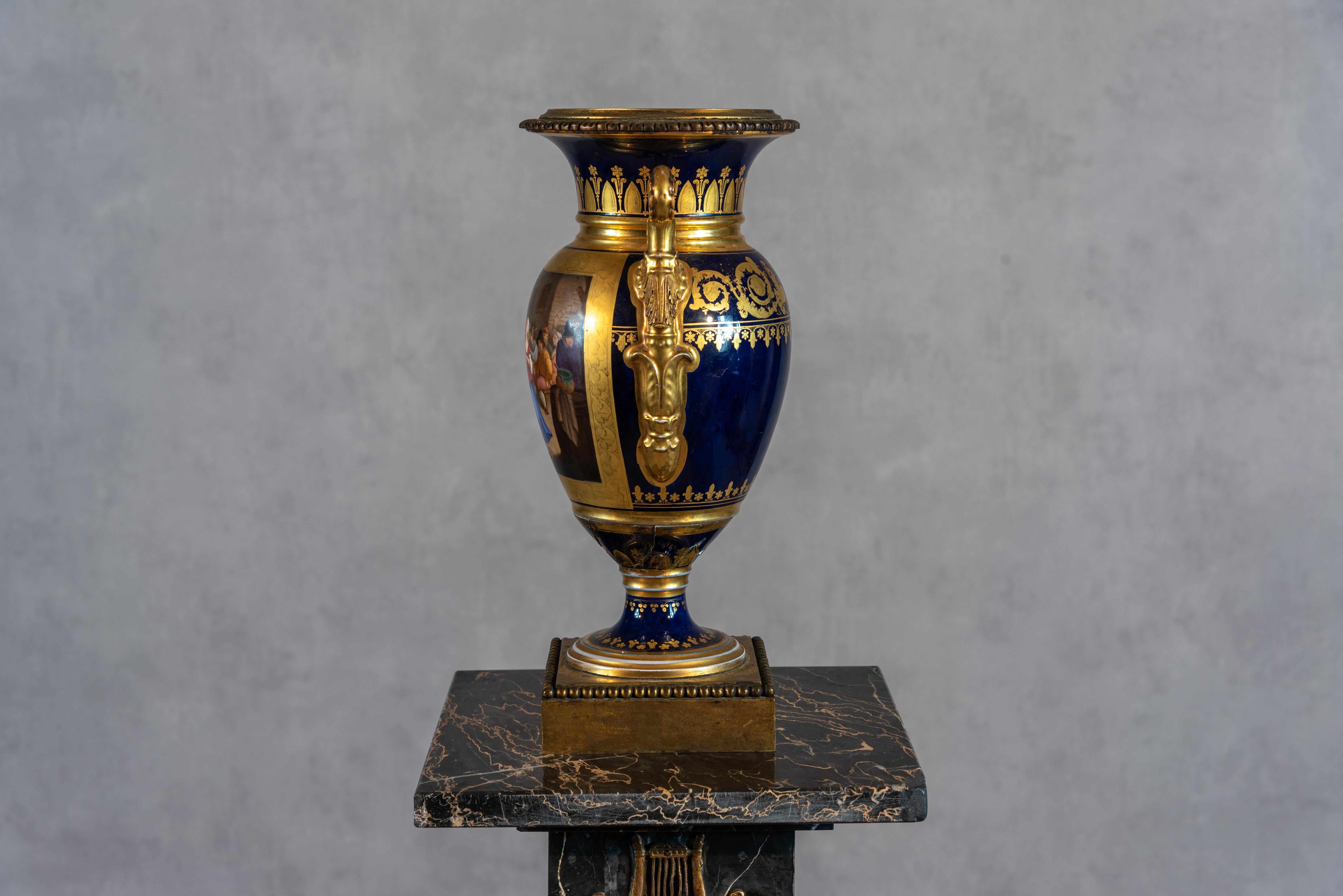 Belle Époque Vaso di Sèvres del XIX secolo in vendita