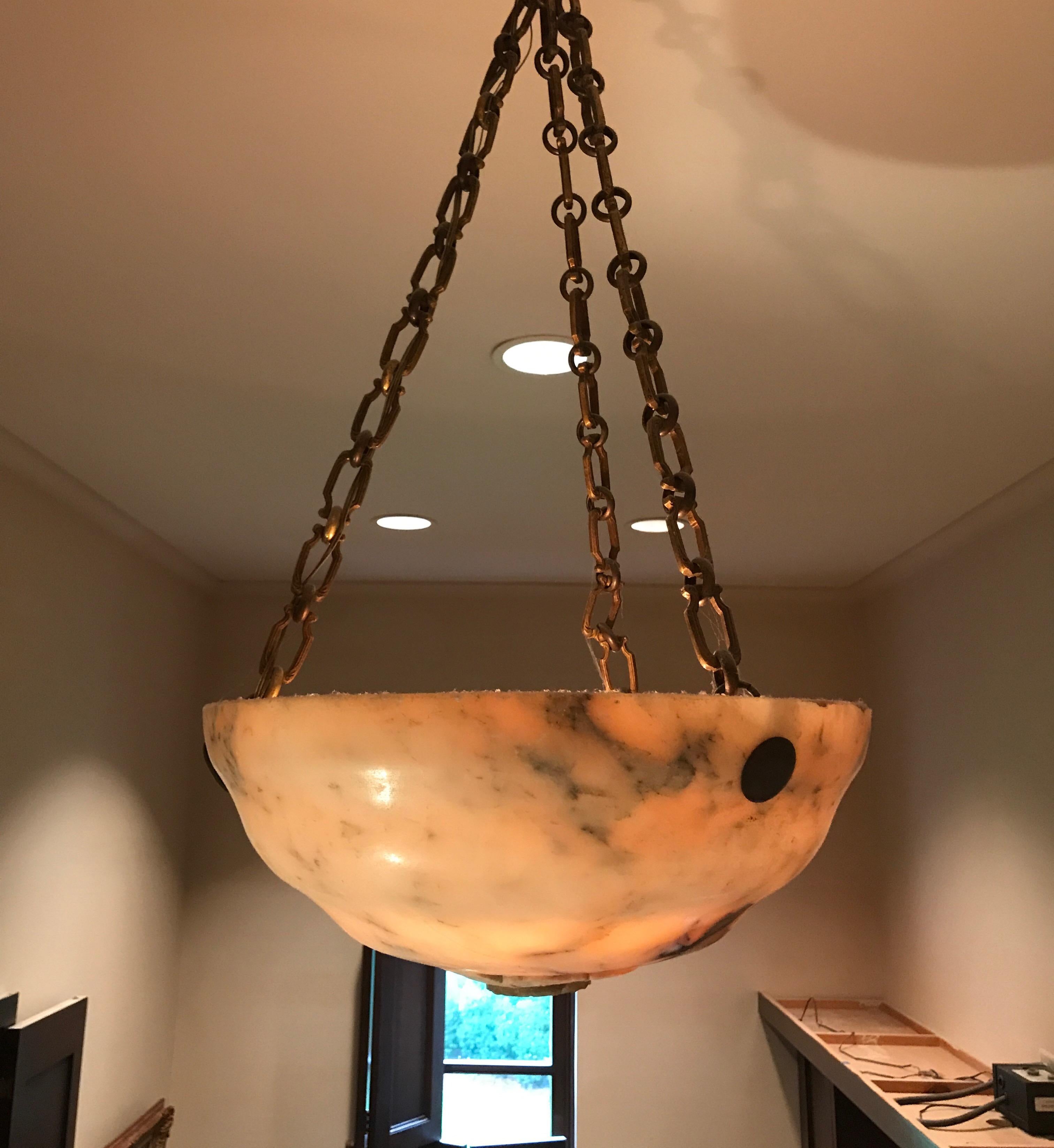 European 19th Century Alabaster Bowl Chandelier with Brass Link Chain For Sale