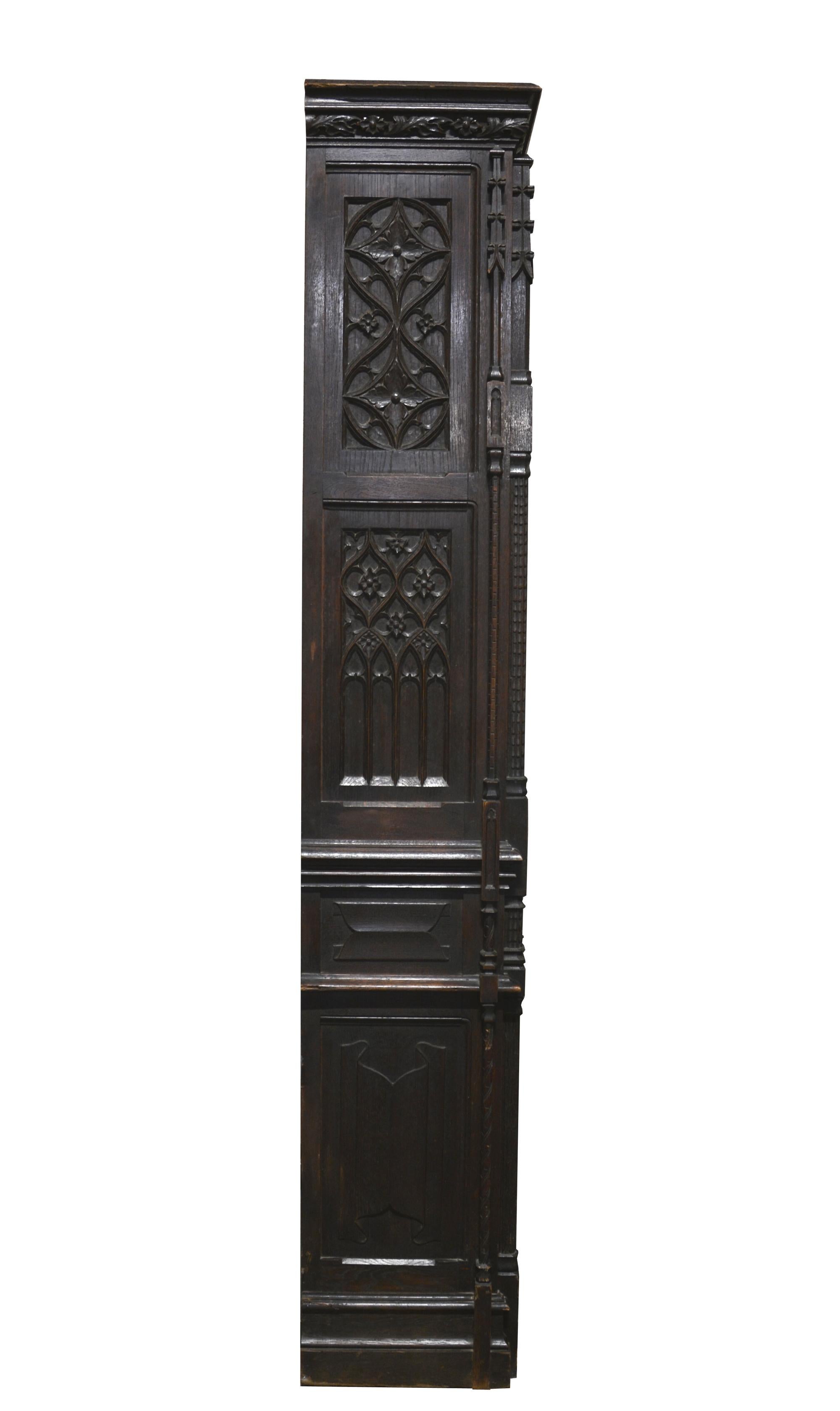 19th Century Amazing Gothic Revival Bookcase For Sale 5