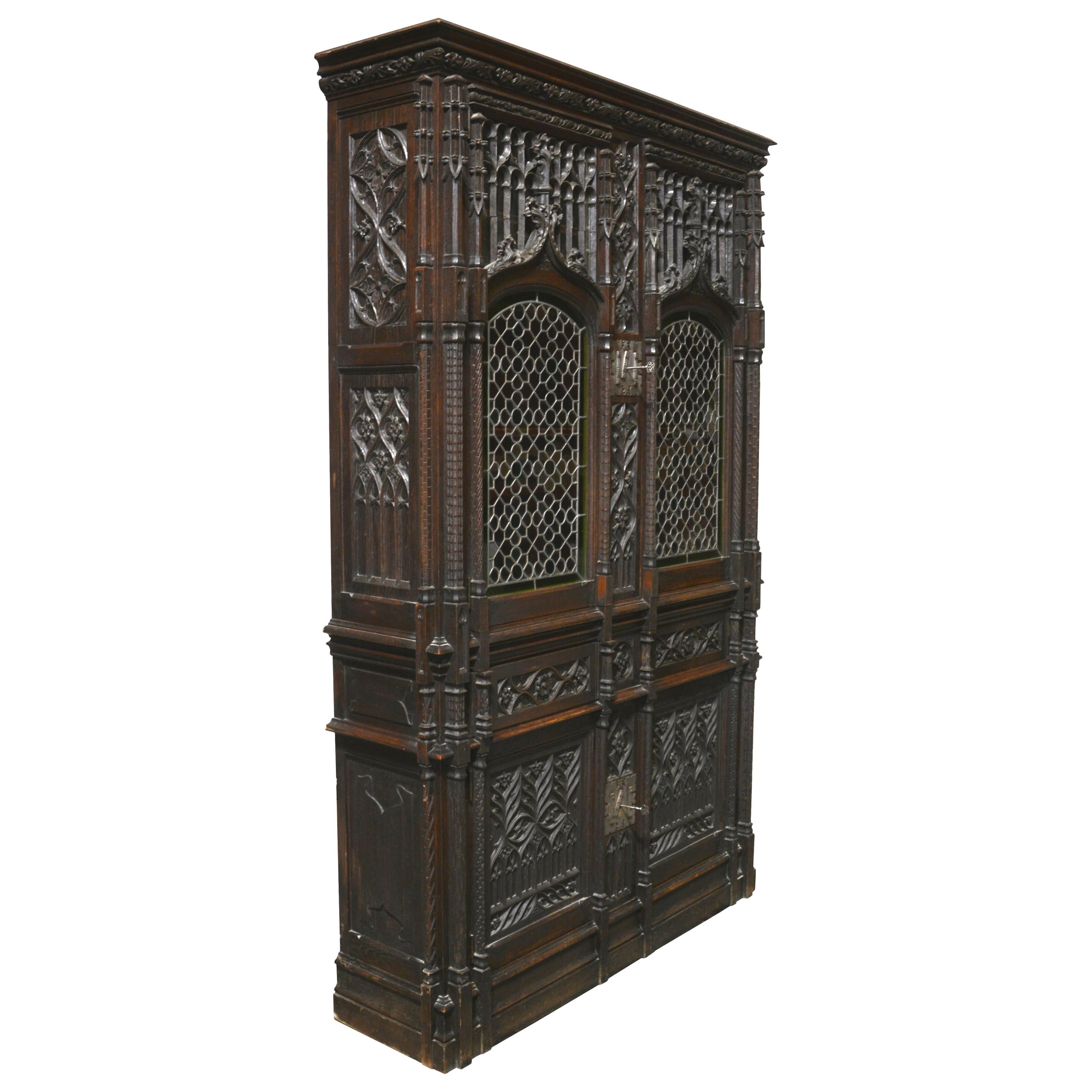 19th Century Amazing Gothic Revival Bookcase For Sale