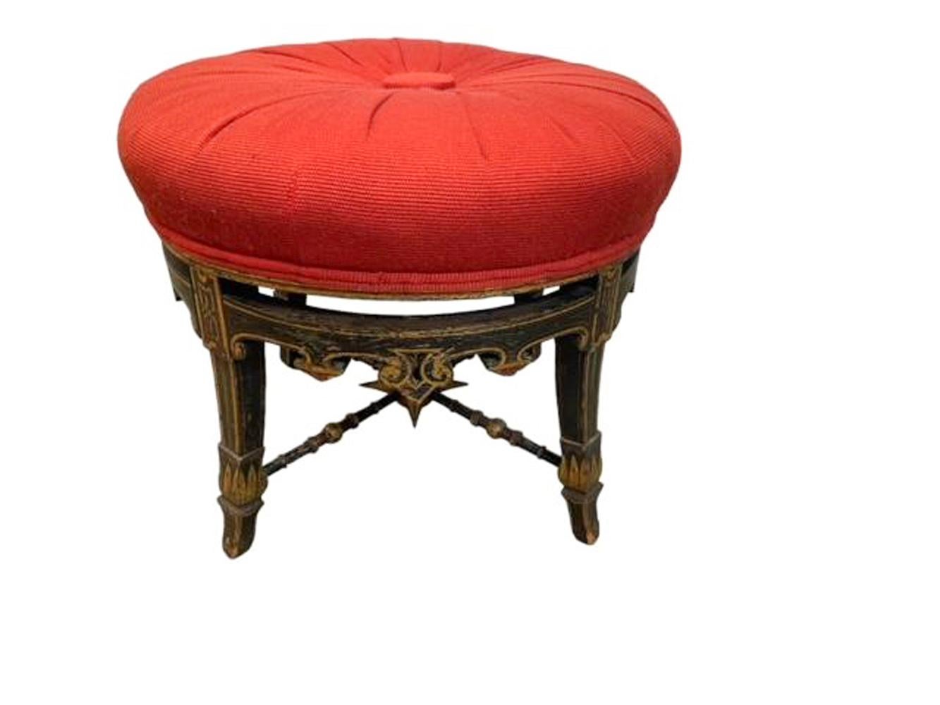 19th Century American Aesthetic Period Grain Painted Stool with Upholstered Seat In Good Condition For Sale In Chapel Hill, NC