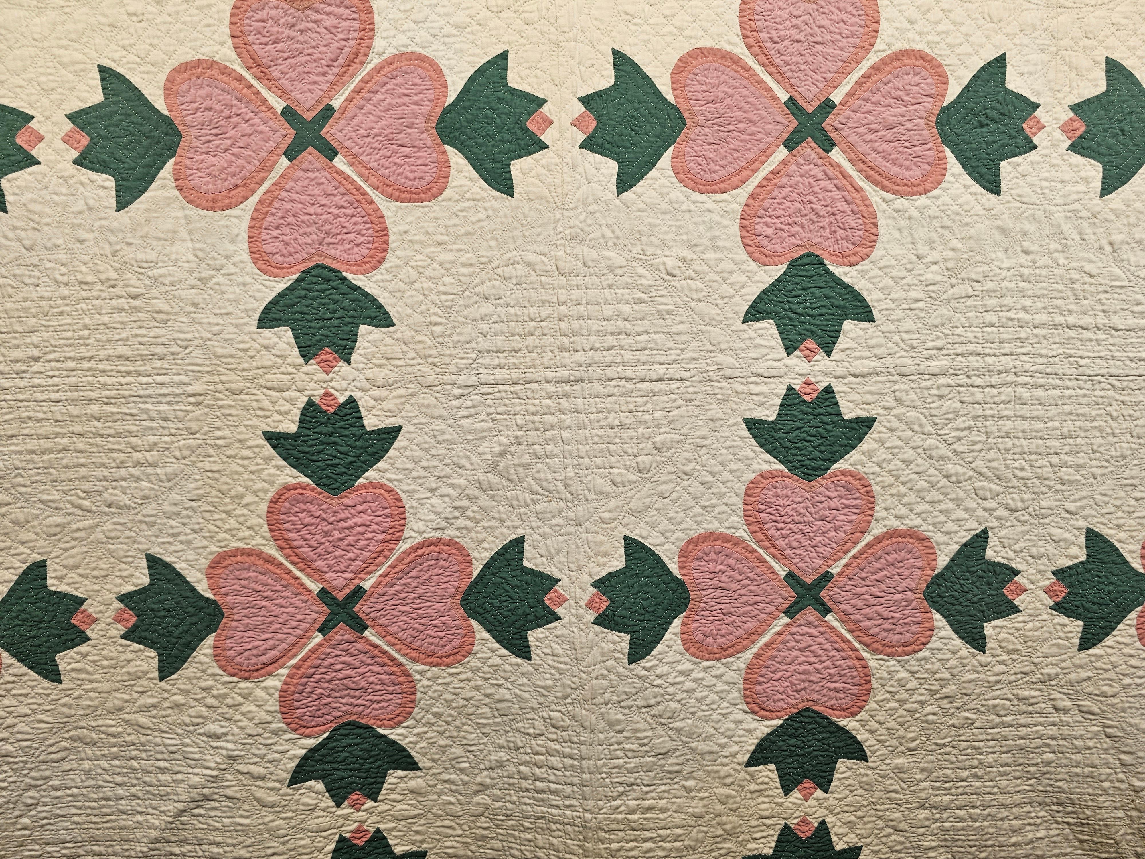 Cotton 19th Century American Applique Quilt in Hearts and Tulips Pattern in Ivory, Pink For Sale