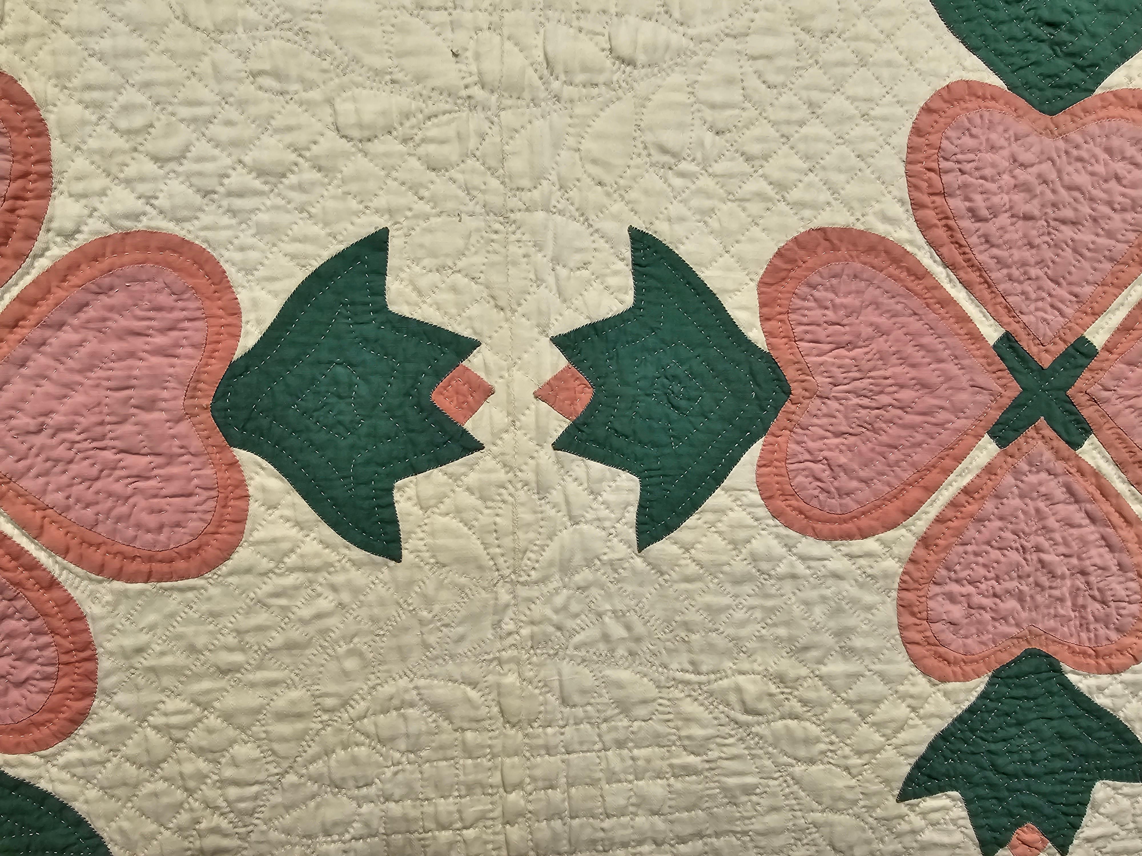 19th Century American Applique Quilt in Hearts and Tulips Pattern in Ivory, Pink For Sale 2