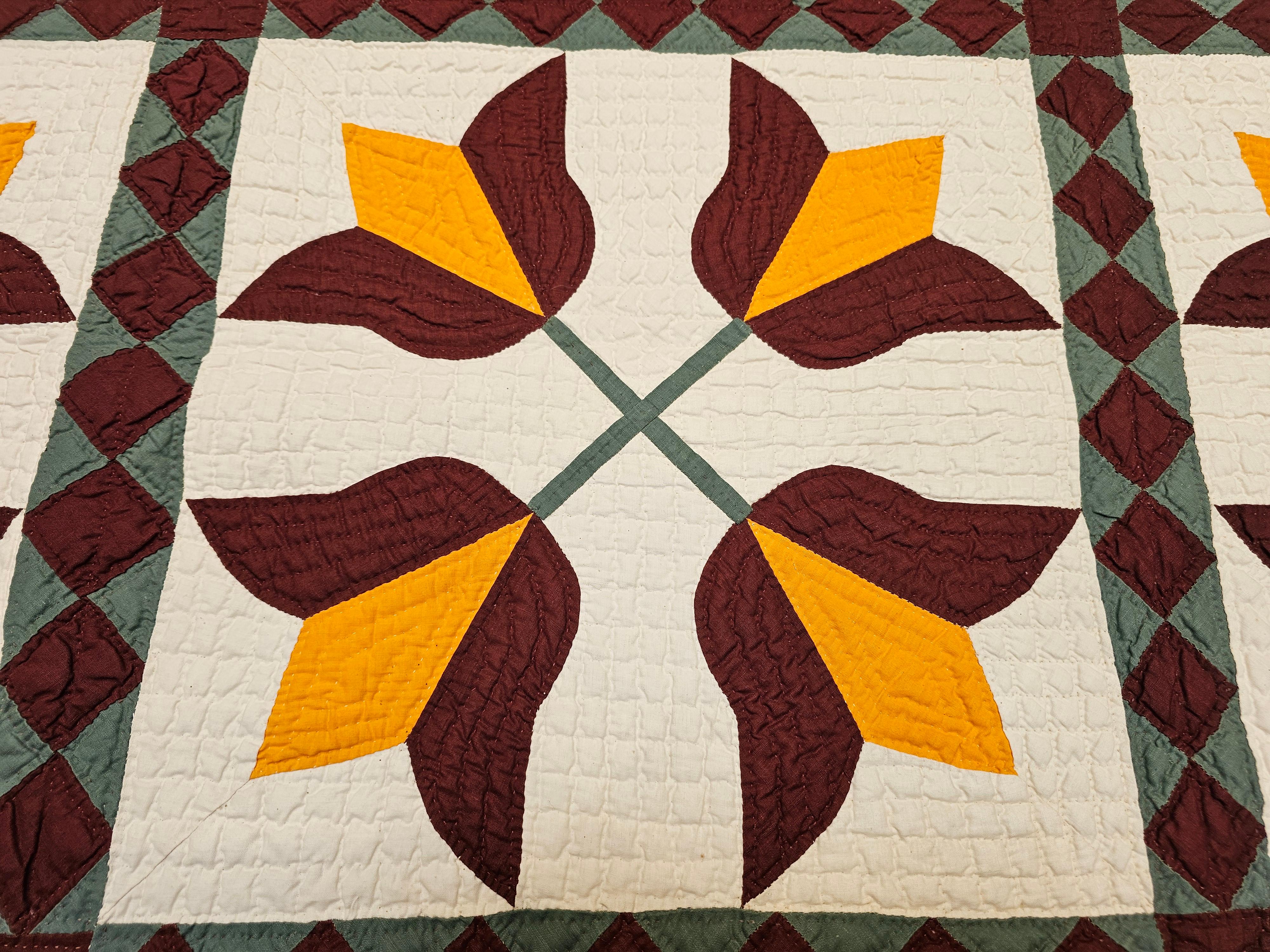 Courtepointe américaine du 19e siècle à motif de tulipe du Sud Bon état - En vente à Barrington, IL