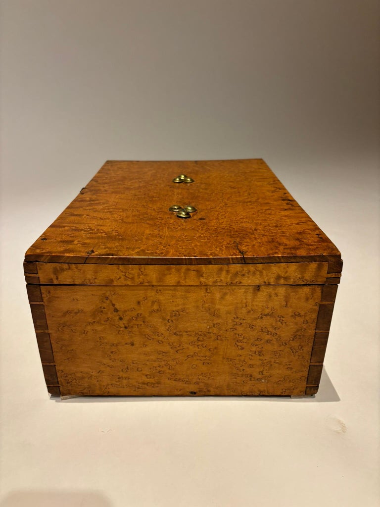 19th Century American Birds Eye Maple Wood Box 19th Century American Birds Eye Maple Wood Box