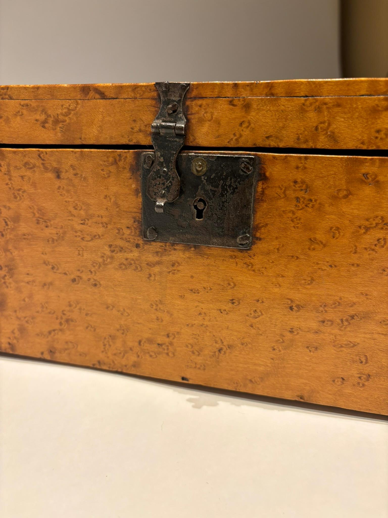 19th Century American Birds Eye Maple Wood Box For Sale 13