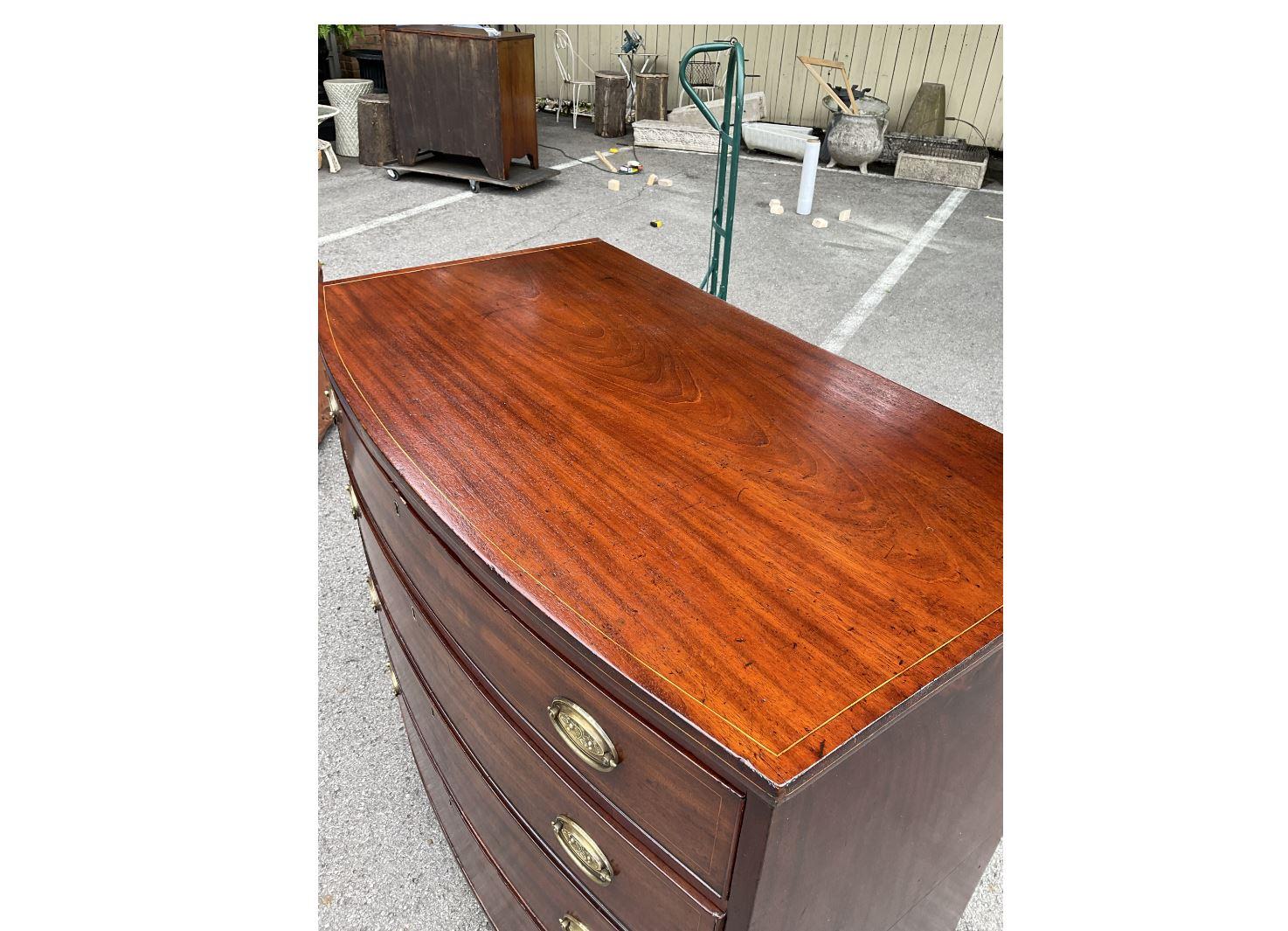19th Century American Bow Front Chest In Good Condition For Sale In Nashville, TN