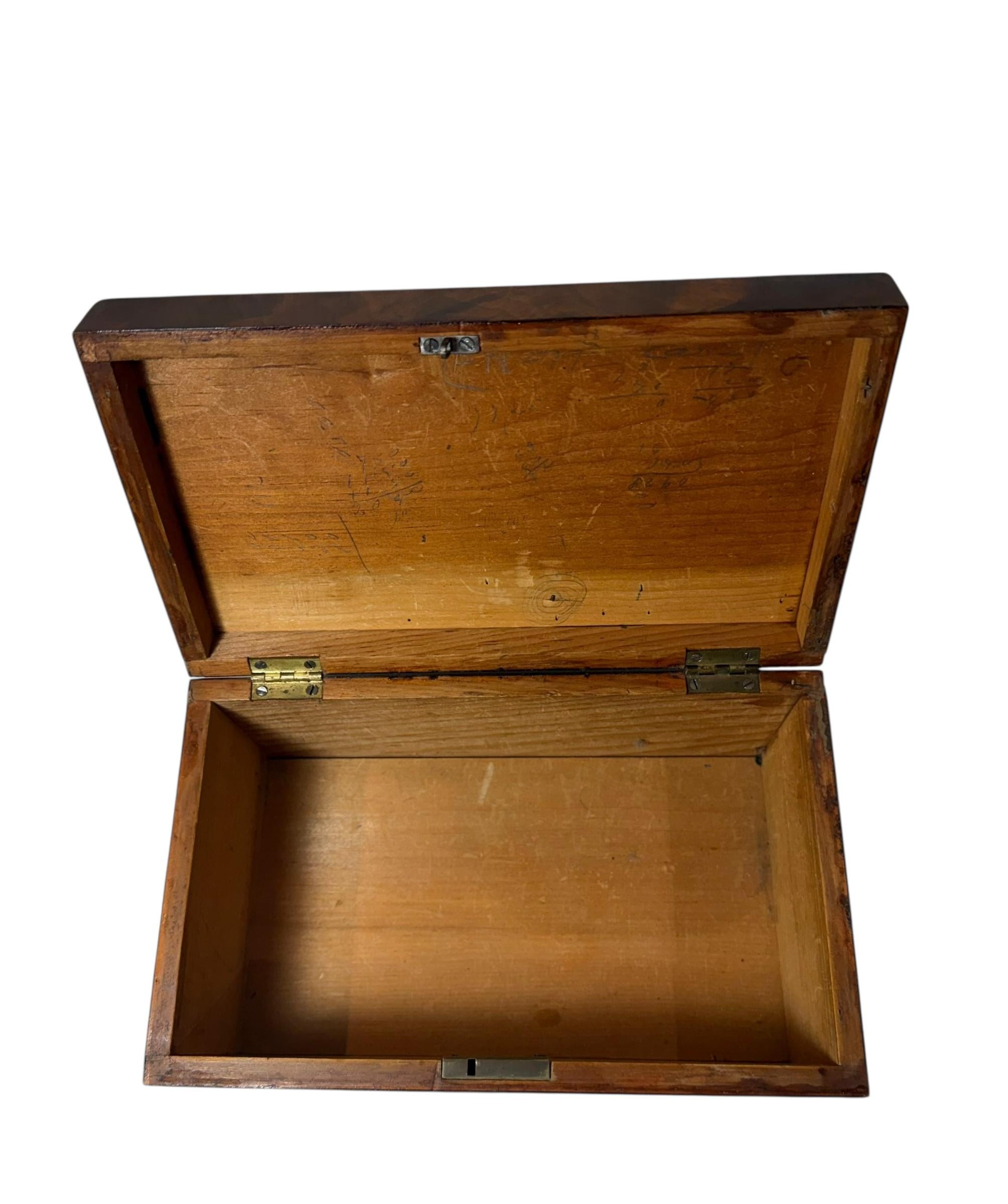19th Century American Box For Sale at 1stDibs