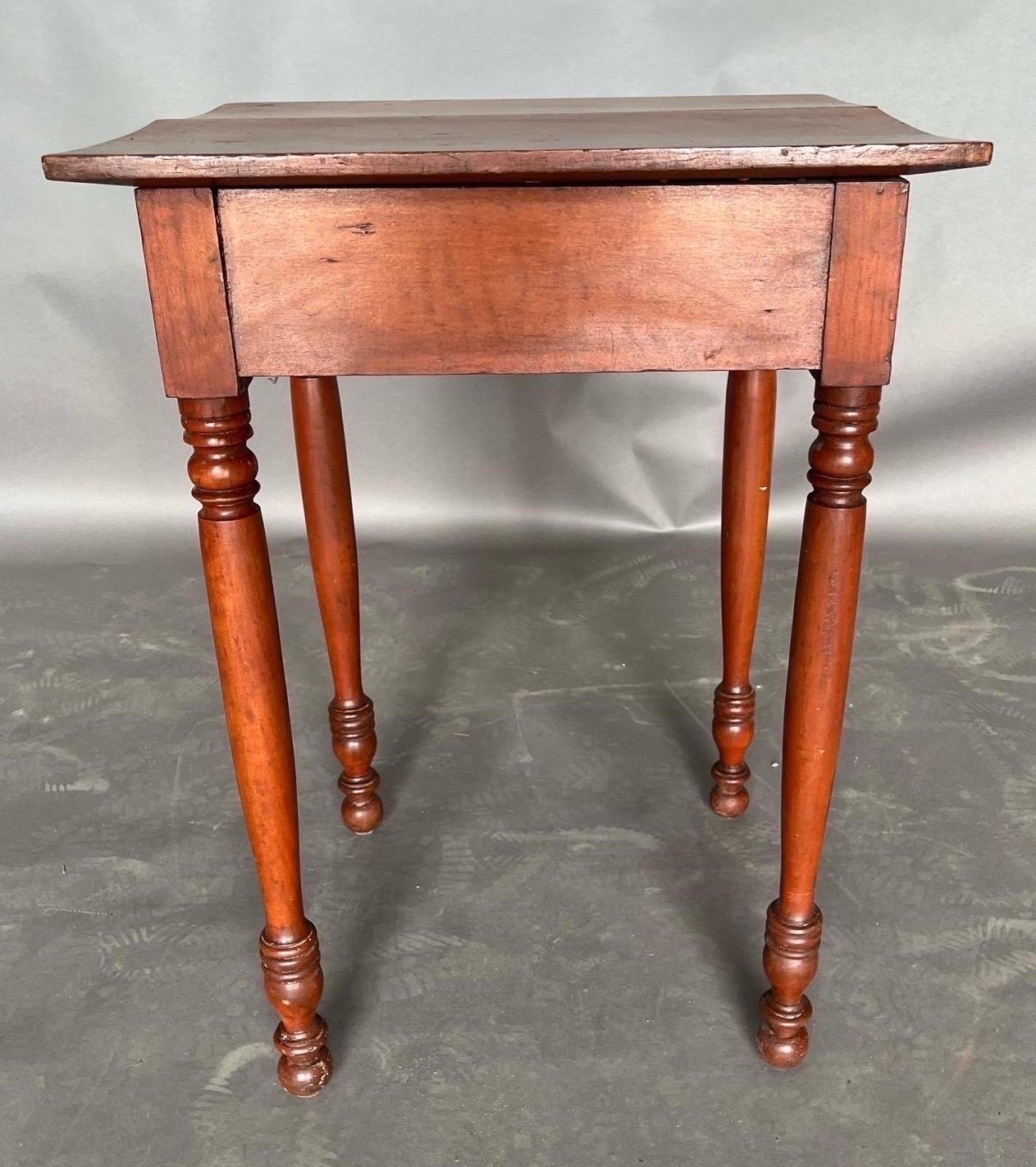 19th Century American cherry one drawer stand with turned legs and feet  For Sale 3