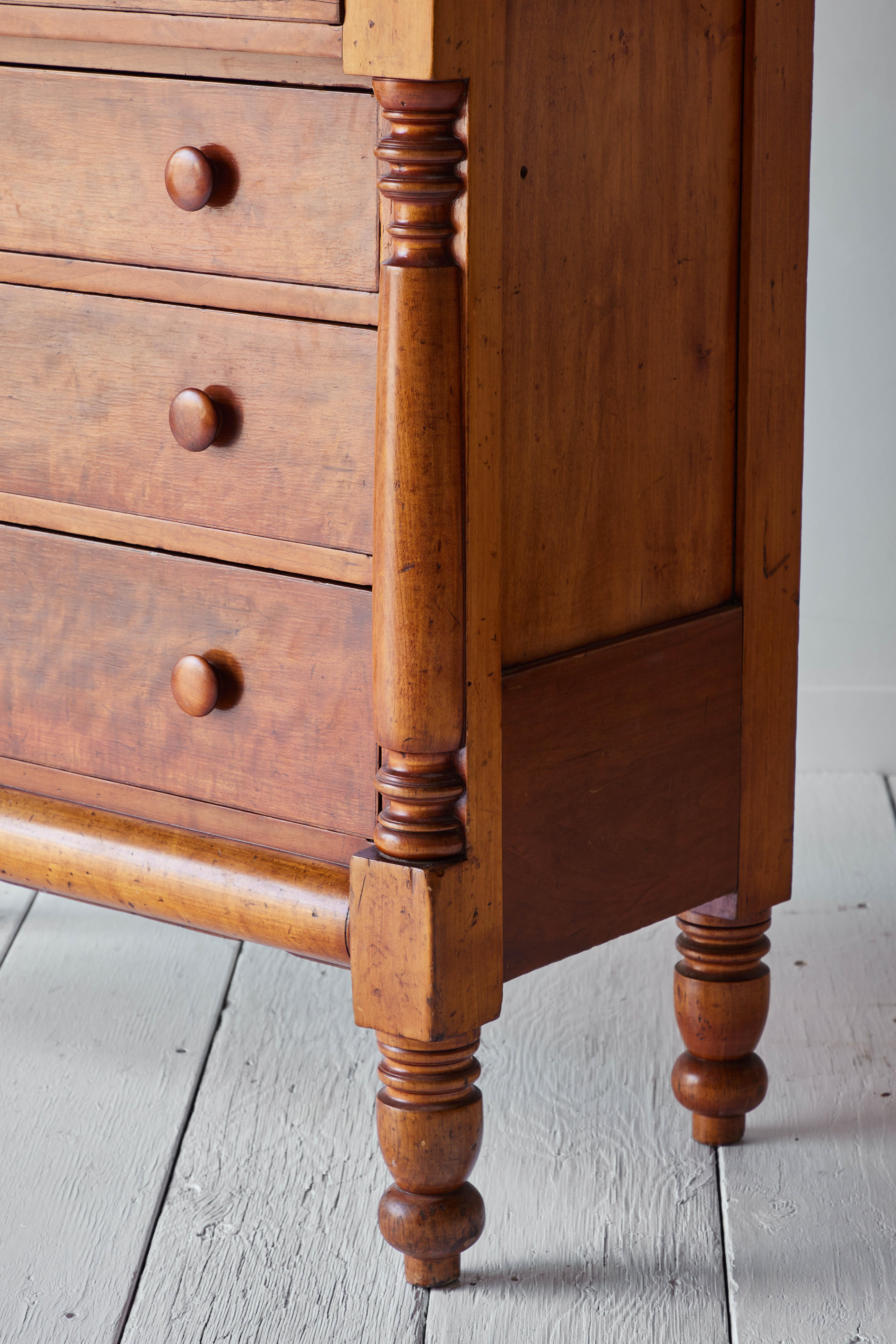 19th Century American Chest of Drawers 4