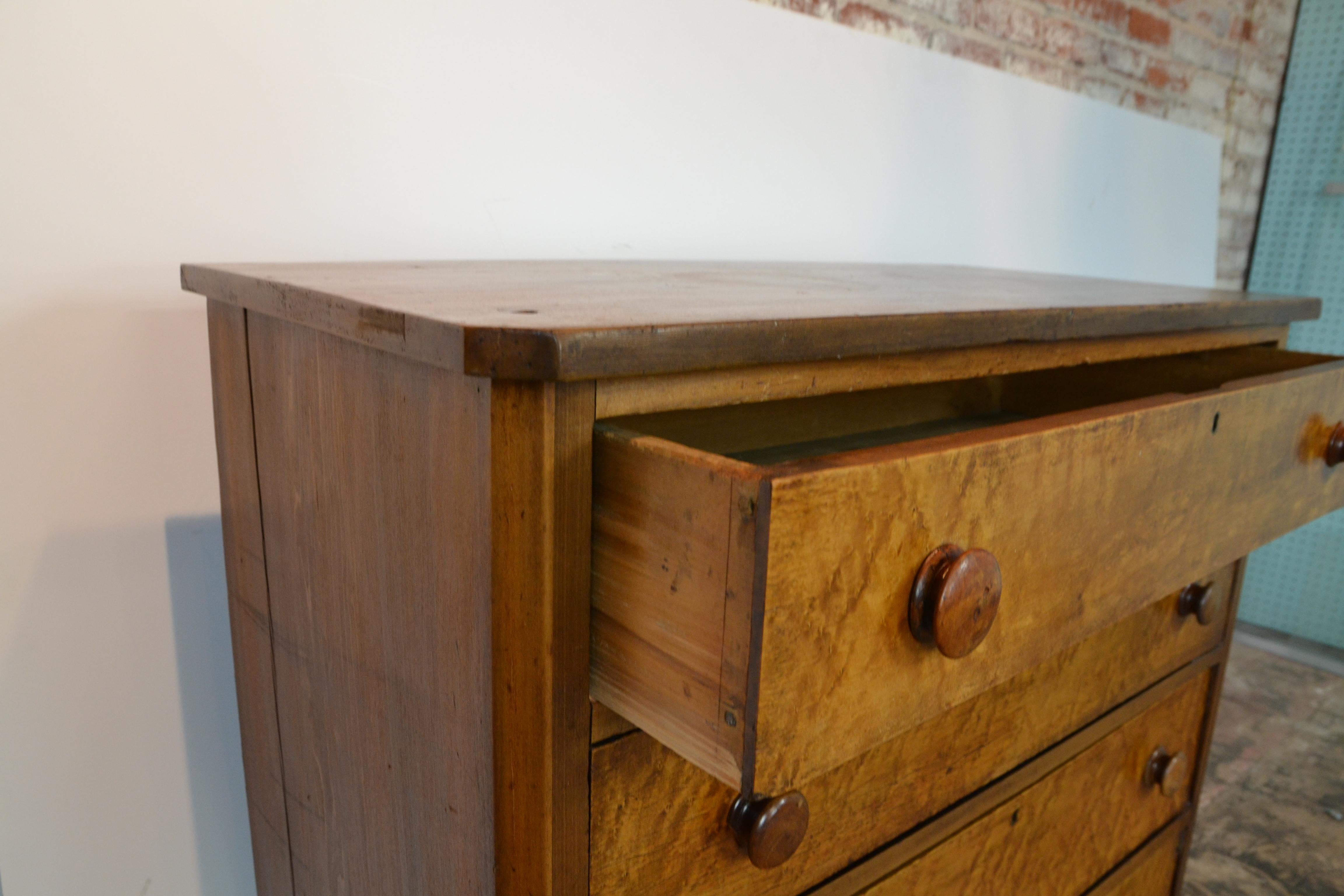 Victorian 19th Century American Chest of Drawers