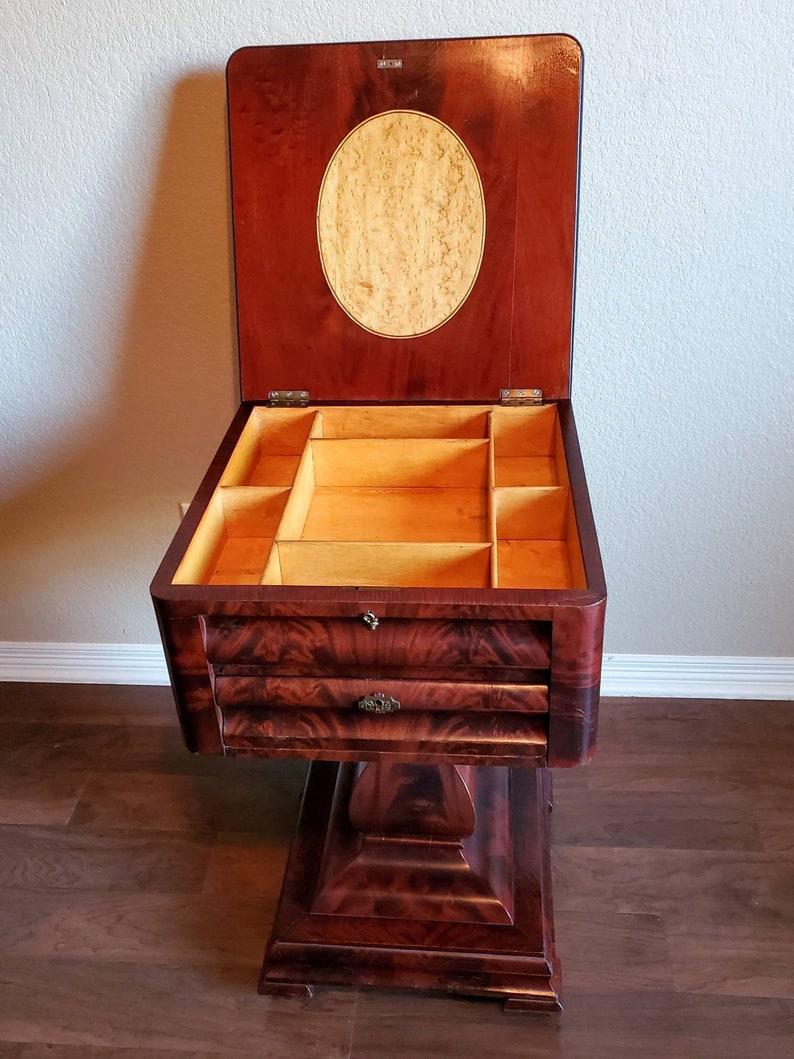 19th Century Early American Classical Empire Period Flame Mahogany Sewing Stand Work Table For Sale