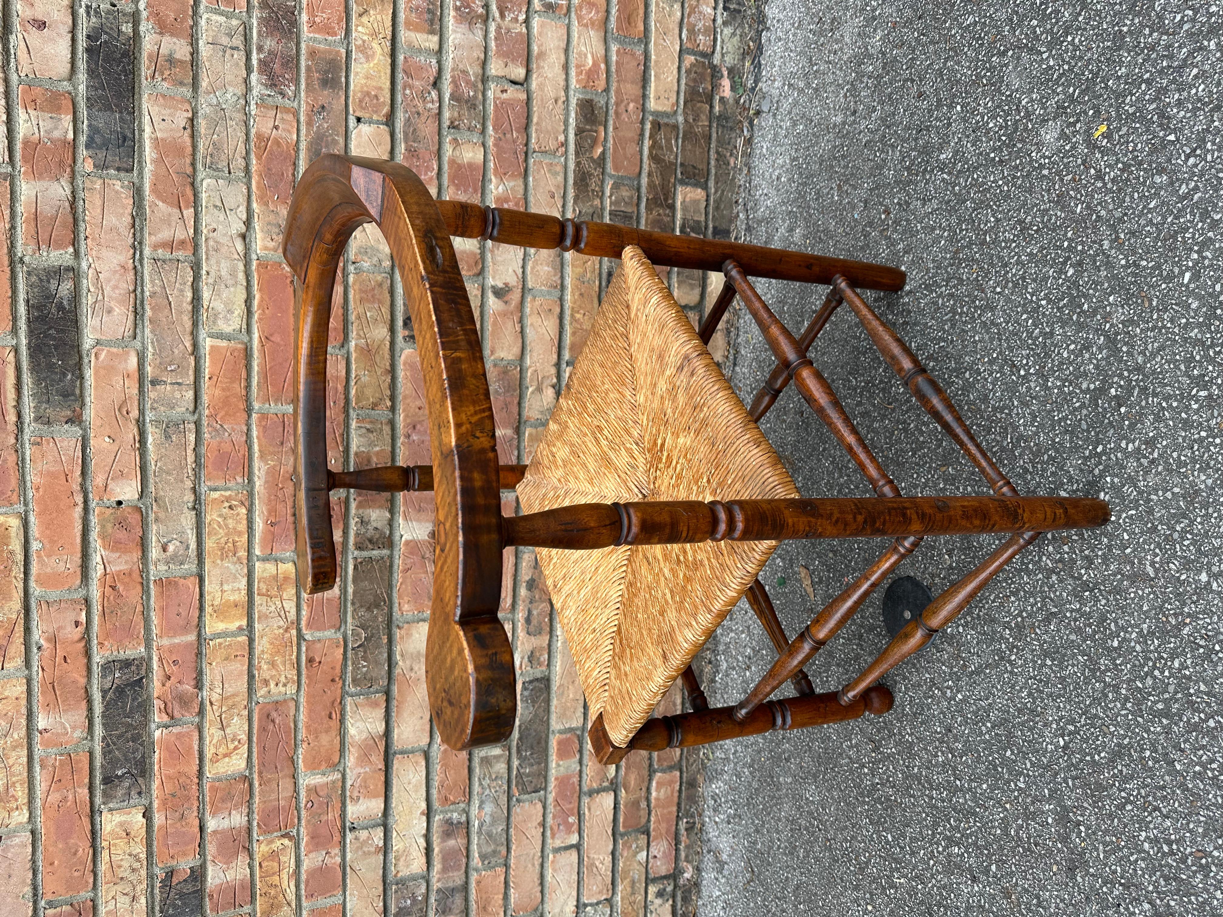 19th Century American Corner Chair For Sale 2