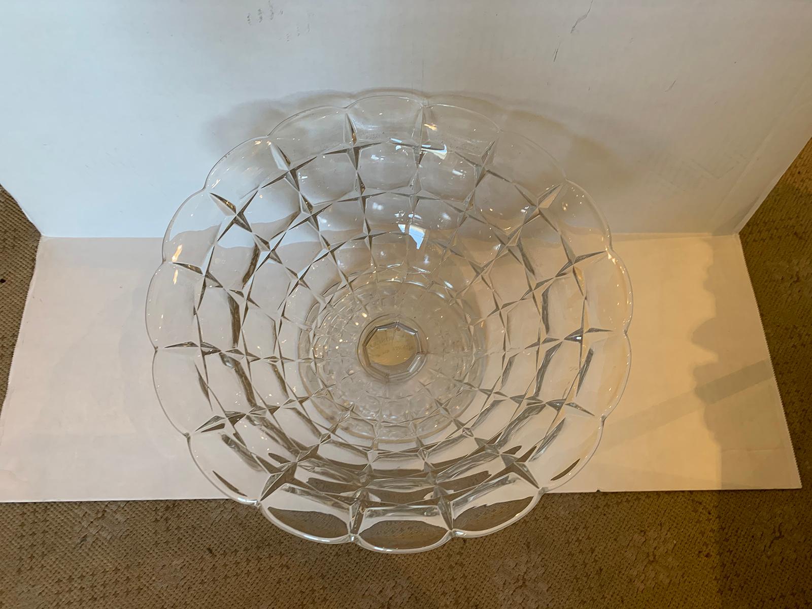 crystal bowl on pedestal