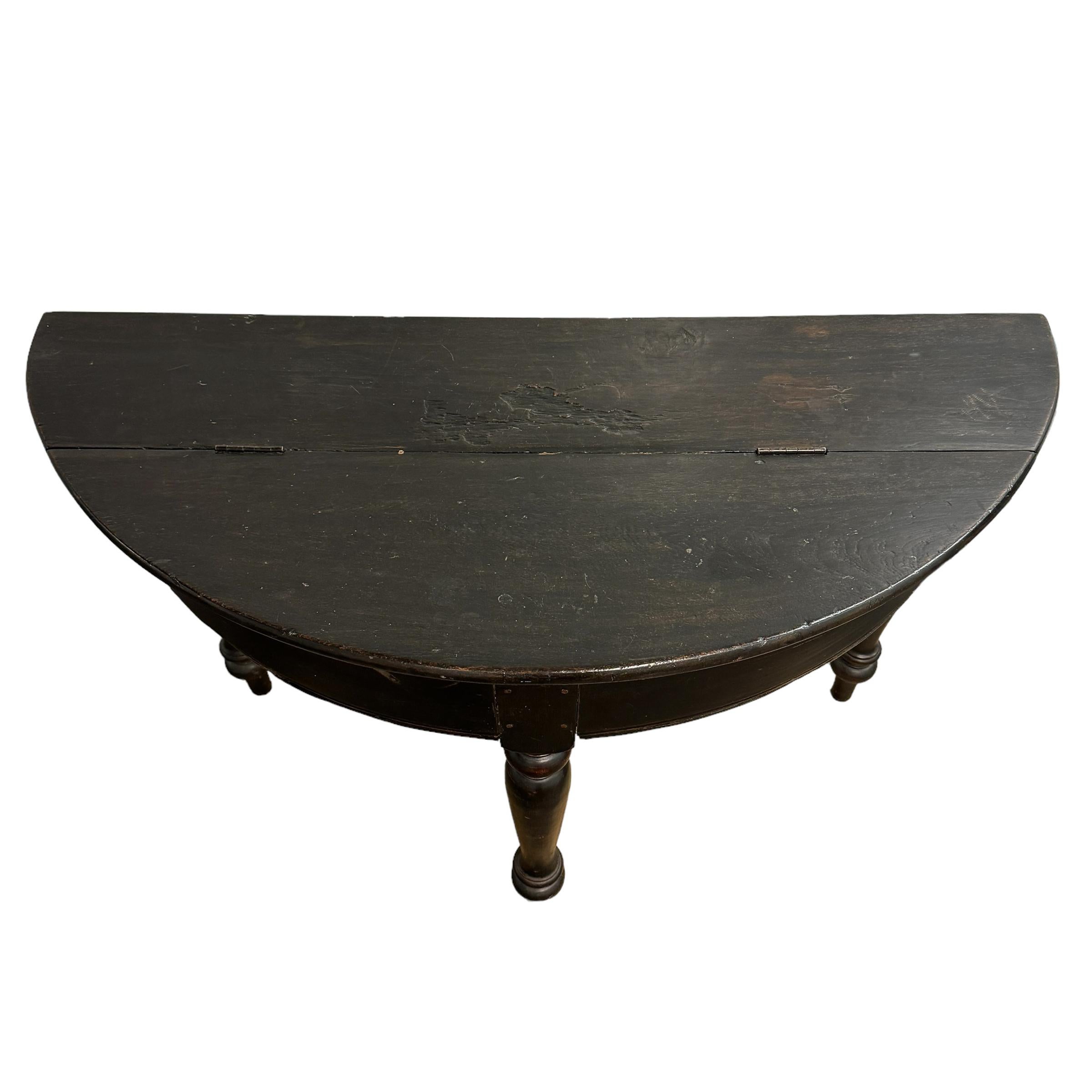 Wood 19th Century American Demilune Table For Sale