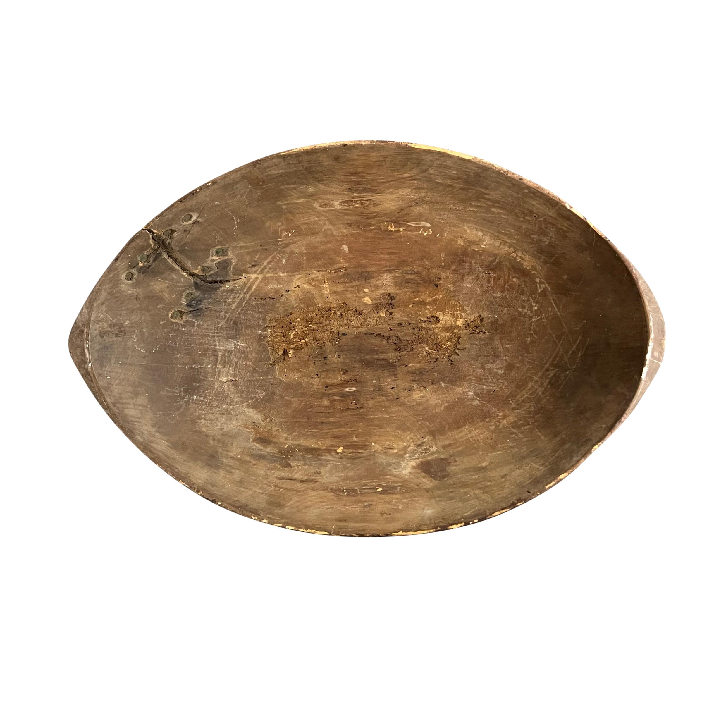 Wood 19th Century American Dough Bowl For Sale