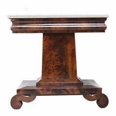 Console en acajou de style Empire américain Meeks du 19ème siècle avec marbre de Carrare