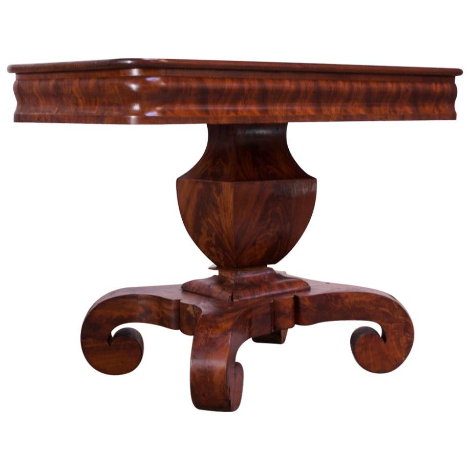 19th Century American Empire Mahogany Burl Parlor Table For Sale