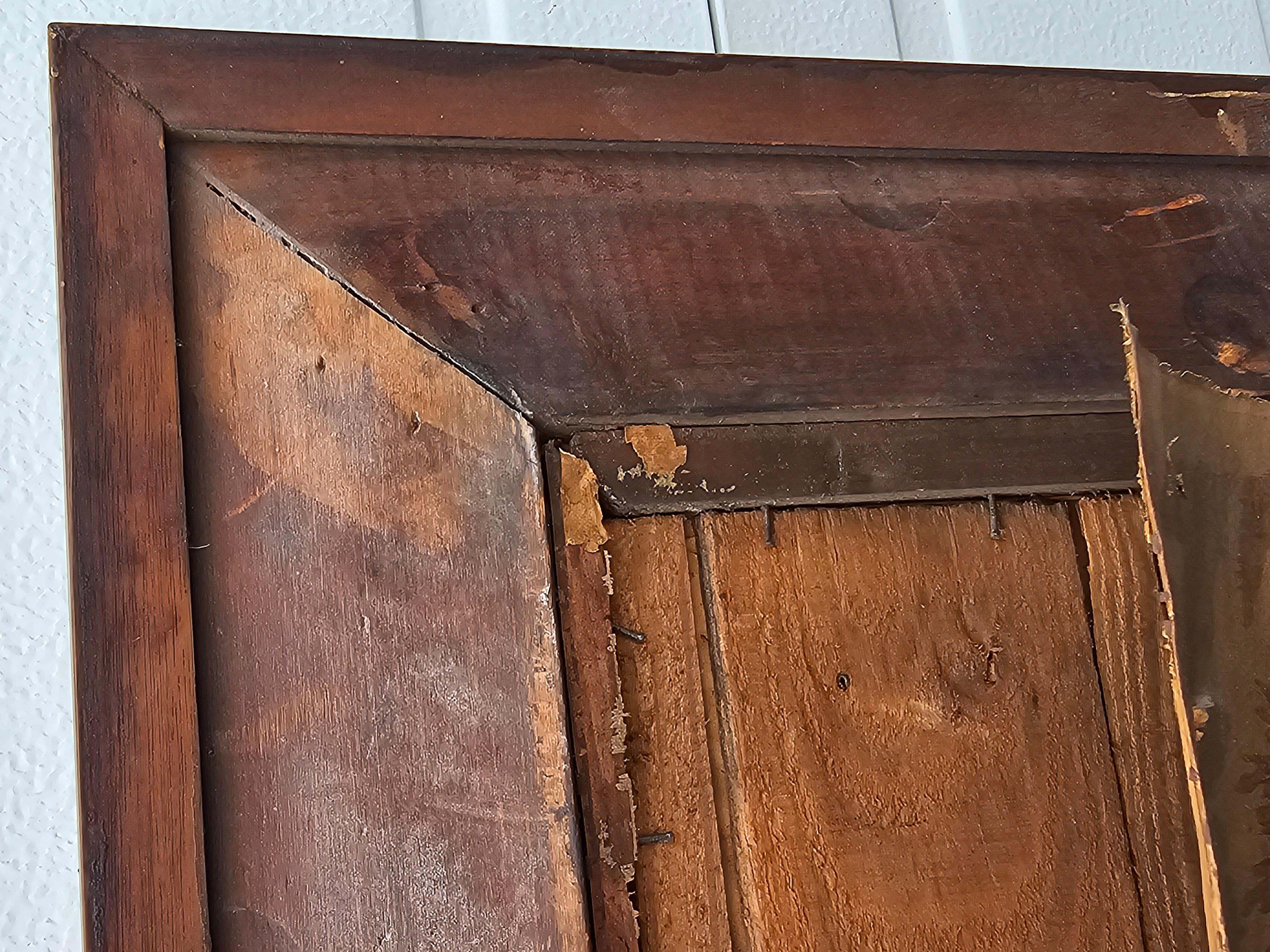 Miroir triptyque en acajou encadré d'ogives, style Empire américain du 19e siècle en vente 5