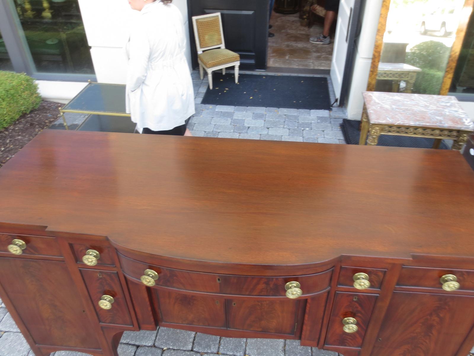 19th Century American Federal Mahogany Sideboard 1