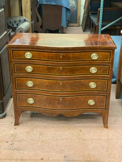19th Century American Federal Serpentine Mahogany Chest of Drawers