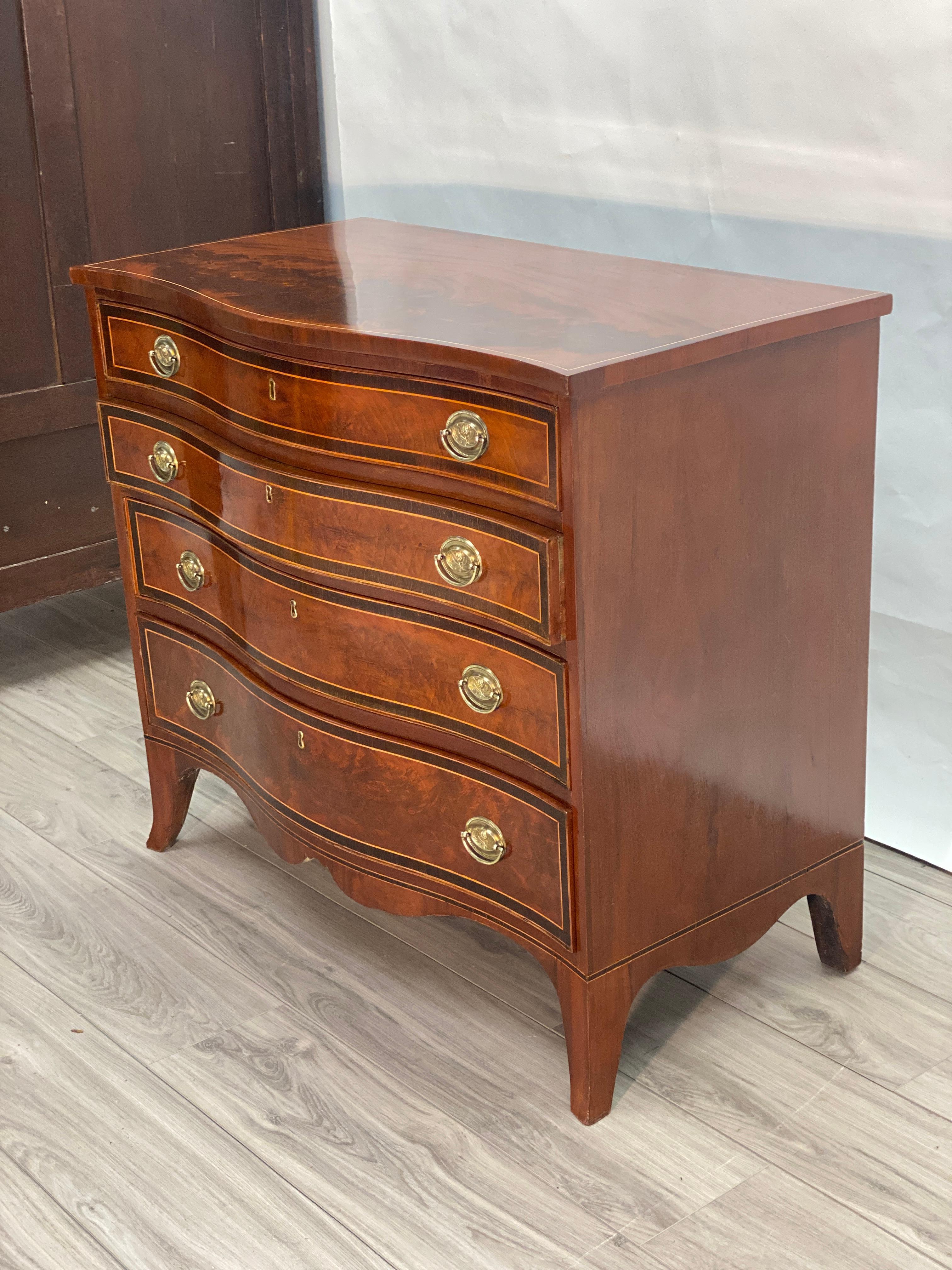 19th Century American Federal Serpentine Mahogany Chest of Drawers  1