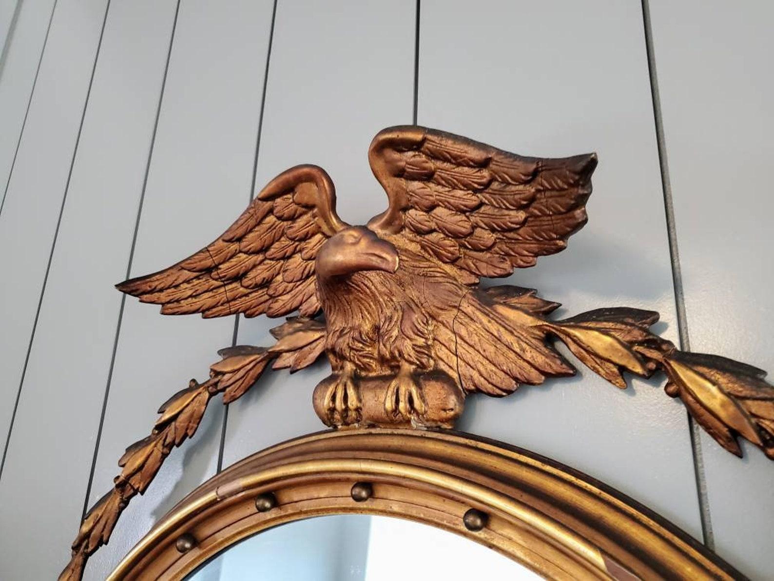 19th Century American Federal Wall Mirror with Eagle Crest In Good Condition For Sale In Forney, TX