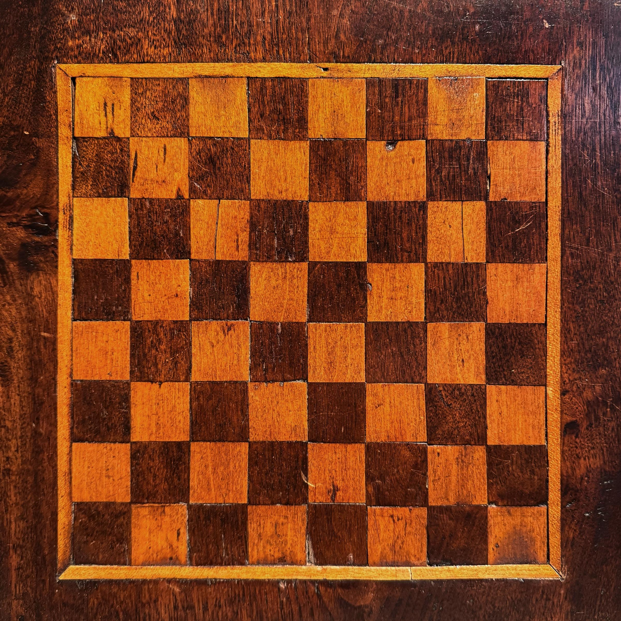 Americano 19th Century American Folk Art Game Board in vendita