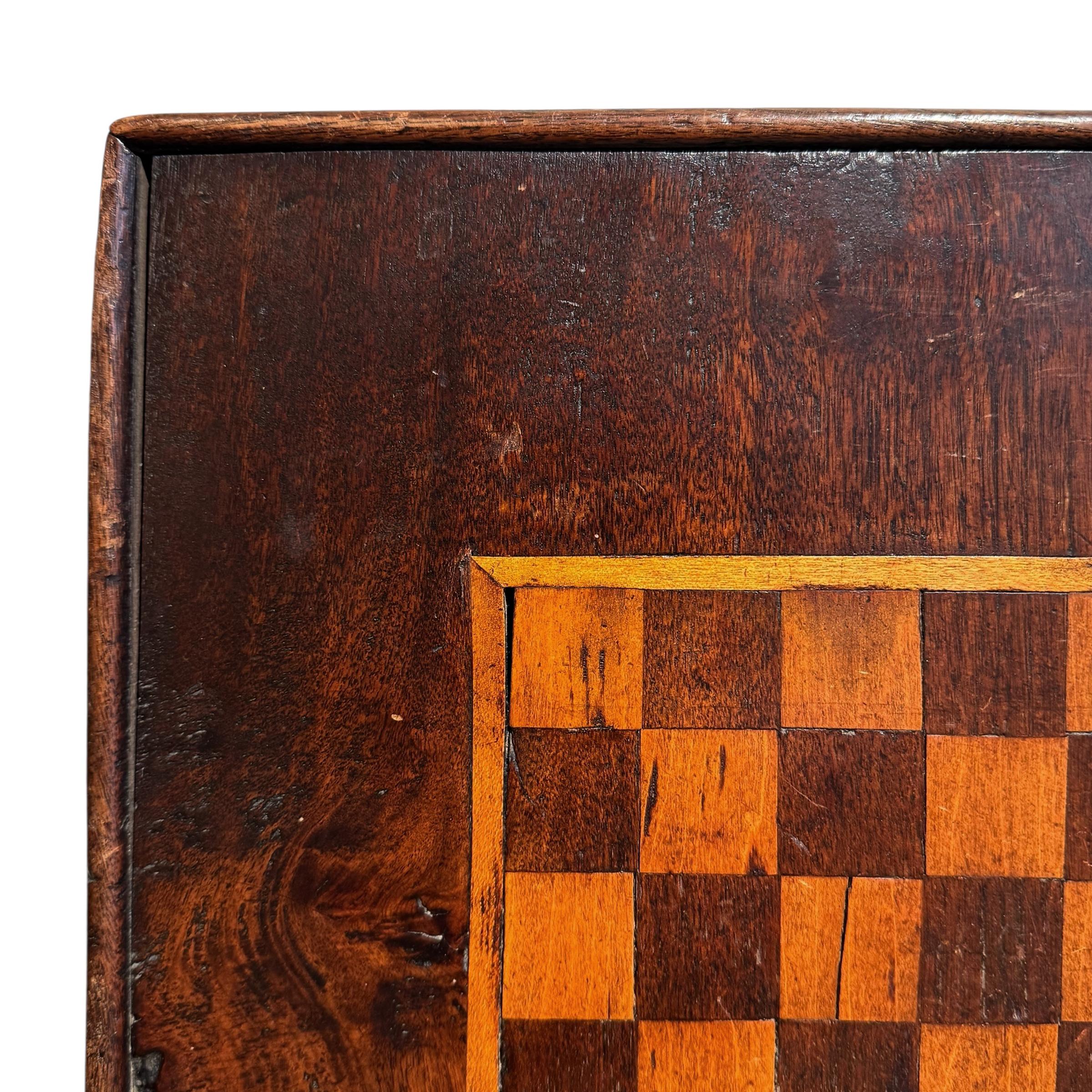 19th Century American Folk Art Game Board In condizioni buone in vendita a Chicago, IL