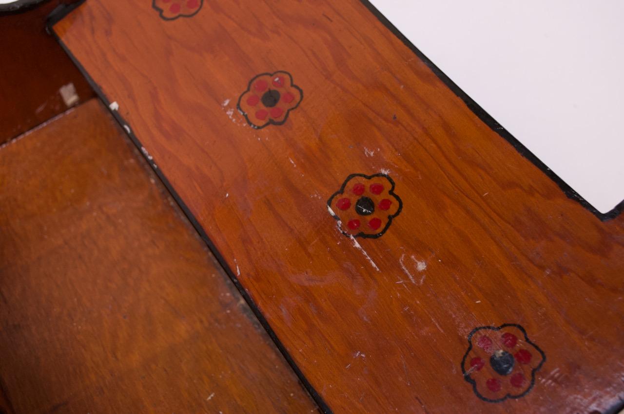 19th Century American Folk Art Hand Painted Poplar Sewing / Decorative Box 11