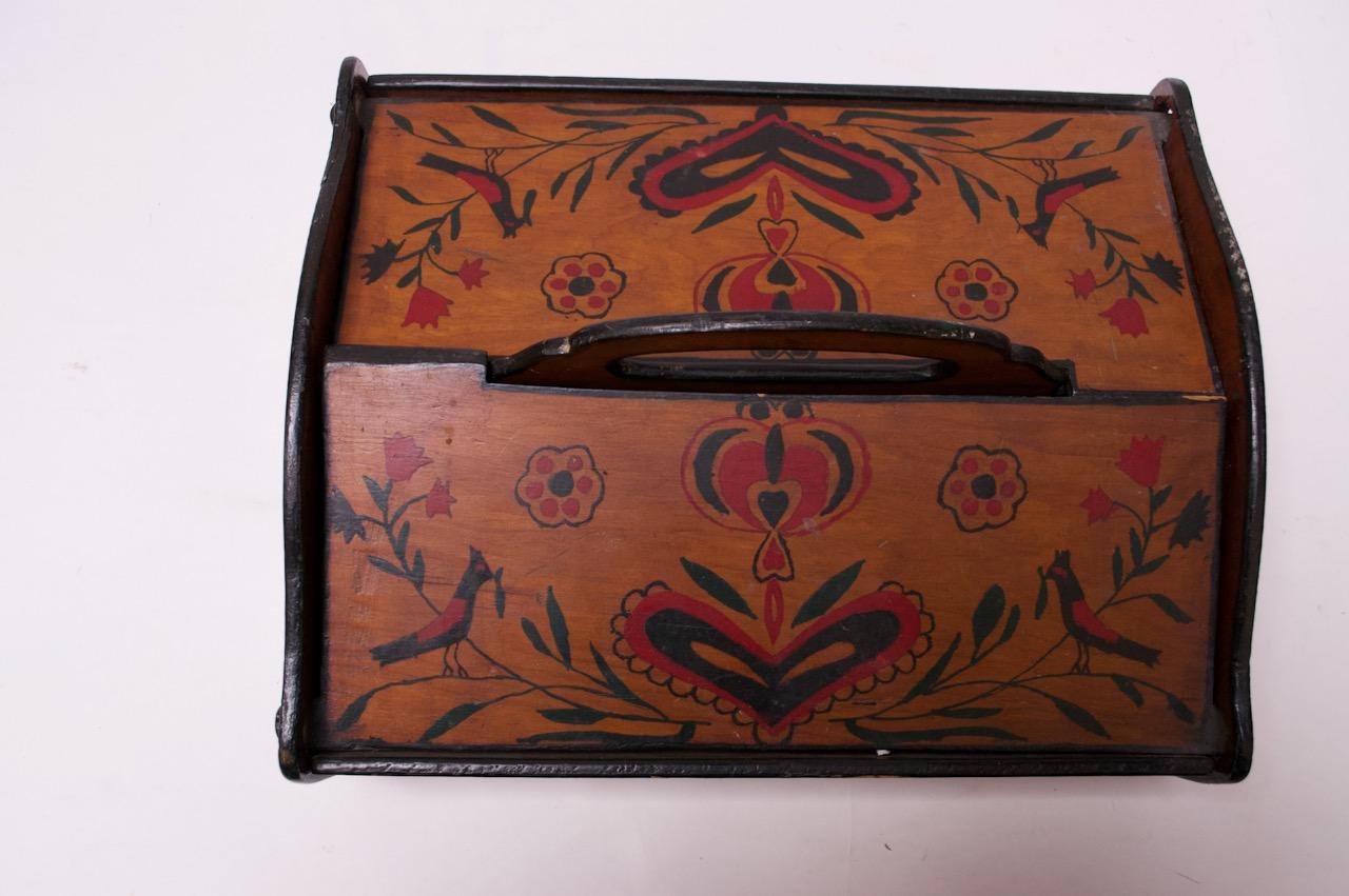 19th Century American Folk Art Hand Painted Poplar Sewing / Decorative Box In Good Condition In Brooklyn, NY