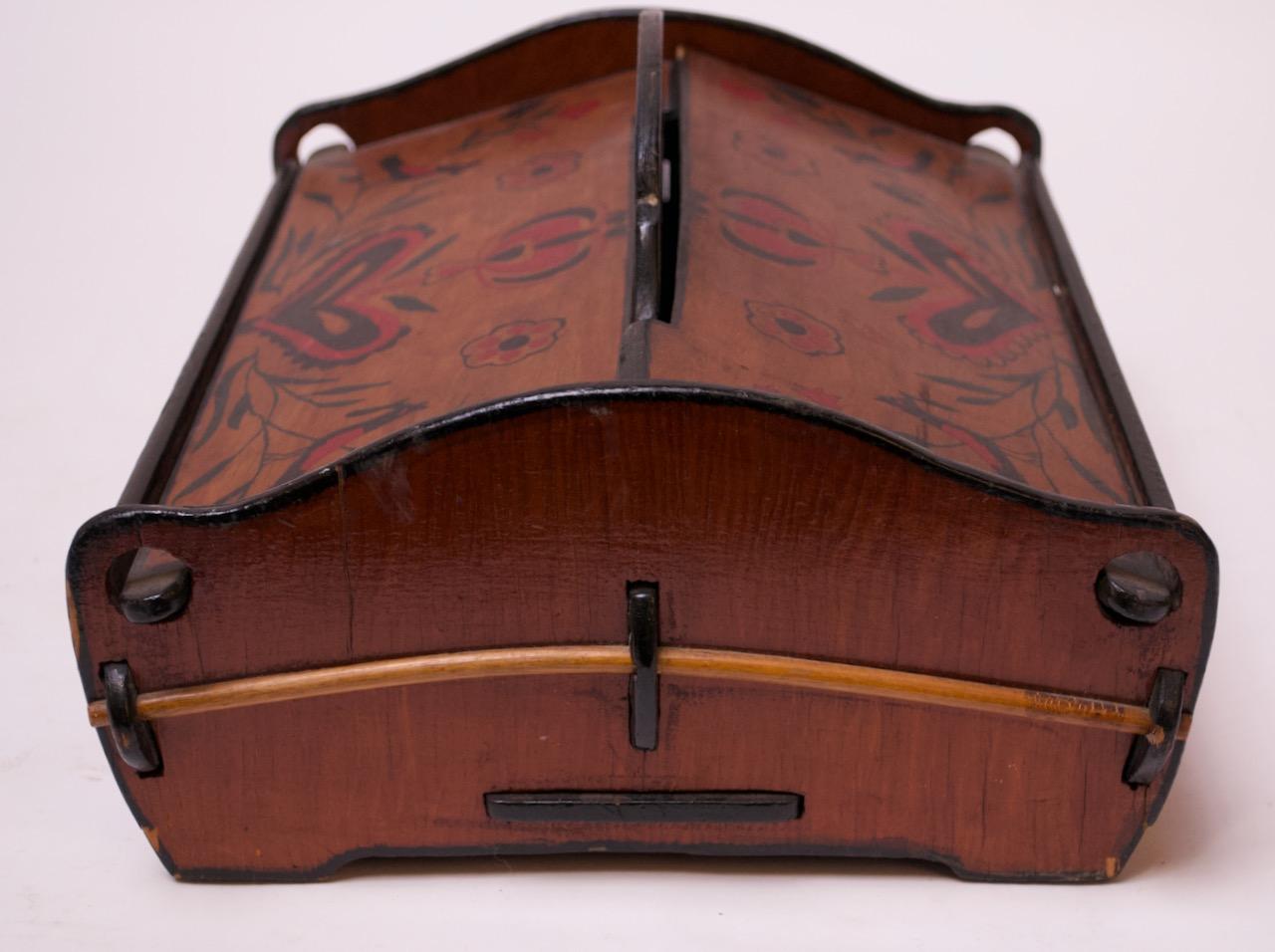 19th Century American Folk Art Hand Painted Poplar Sewing / Decorative Box 1