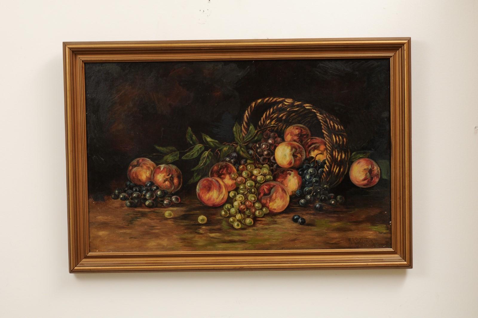 Une peinture à l'huile américaine de nature morte du 19ème siècle représentant des fruits et sertie dans un cadre doré. Créée aux États-Unis au XIXe siècle, cette nature morte présente une palette sombre qui complète parfaitement le sujet. Des