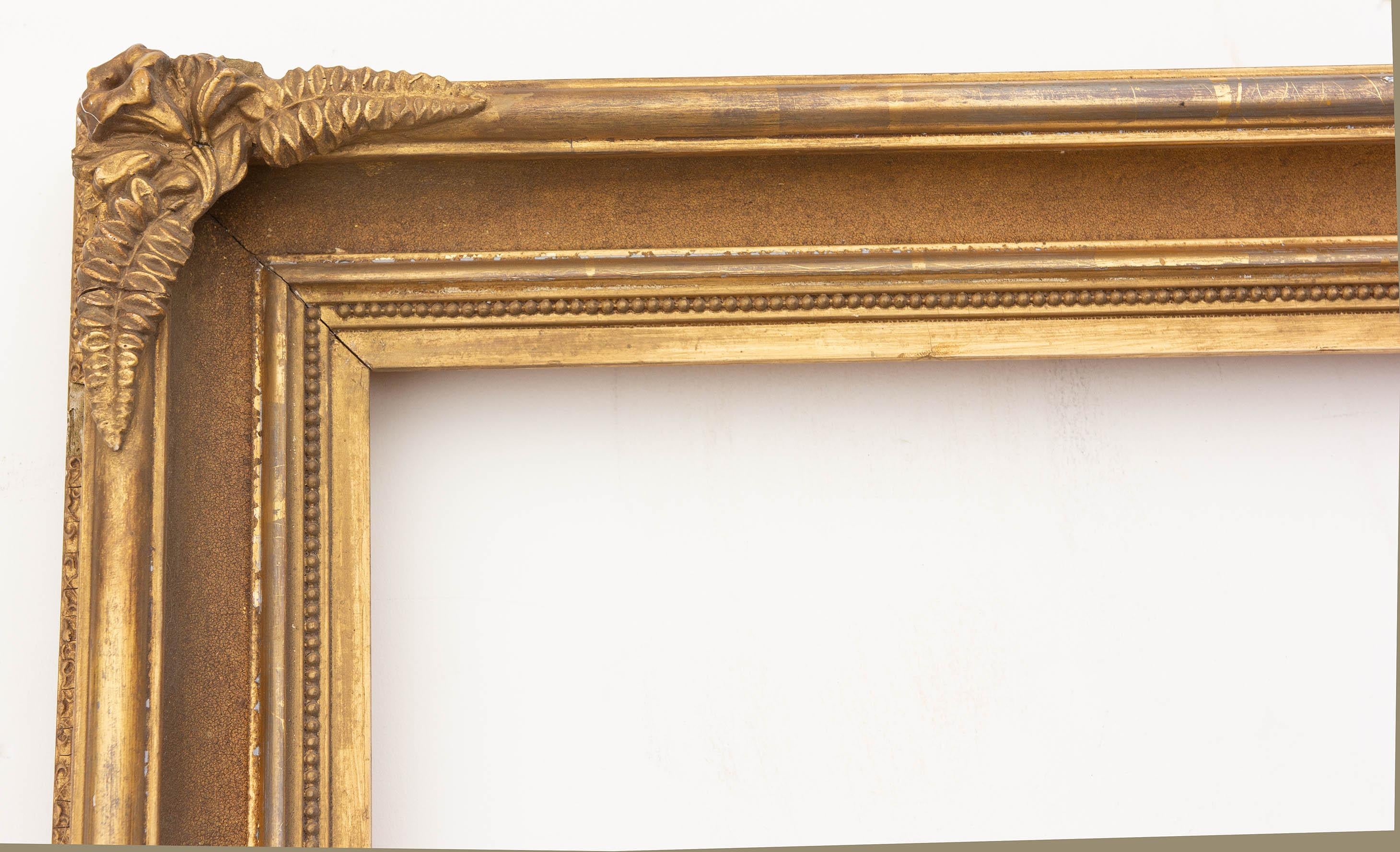 Antique American gilt sand cove picture frame. Good original gilding, circa 1860s. Rabbet 19.5