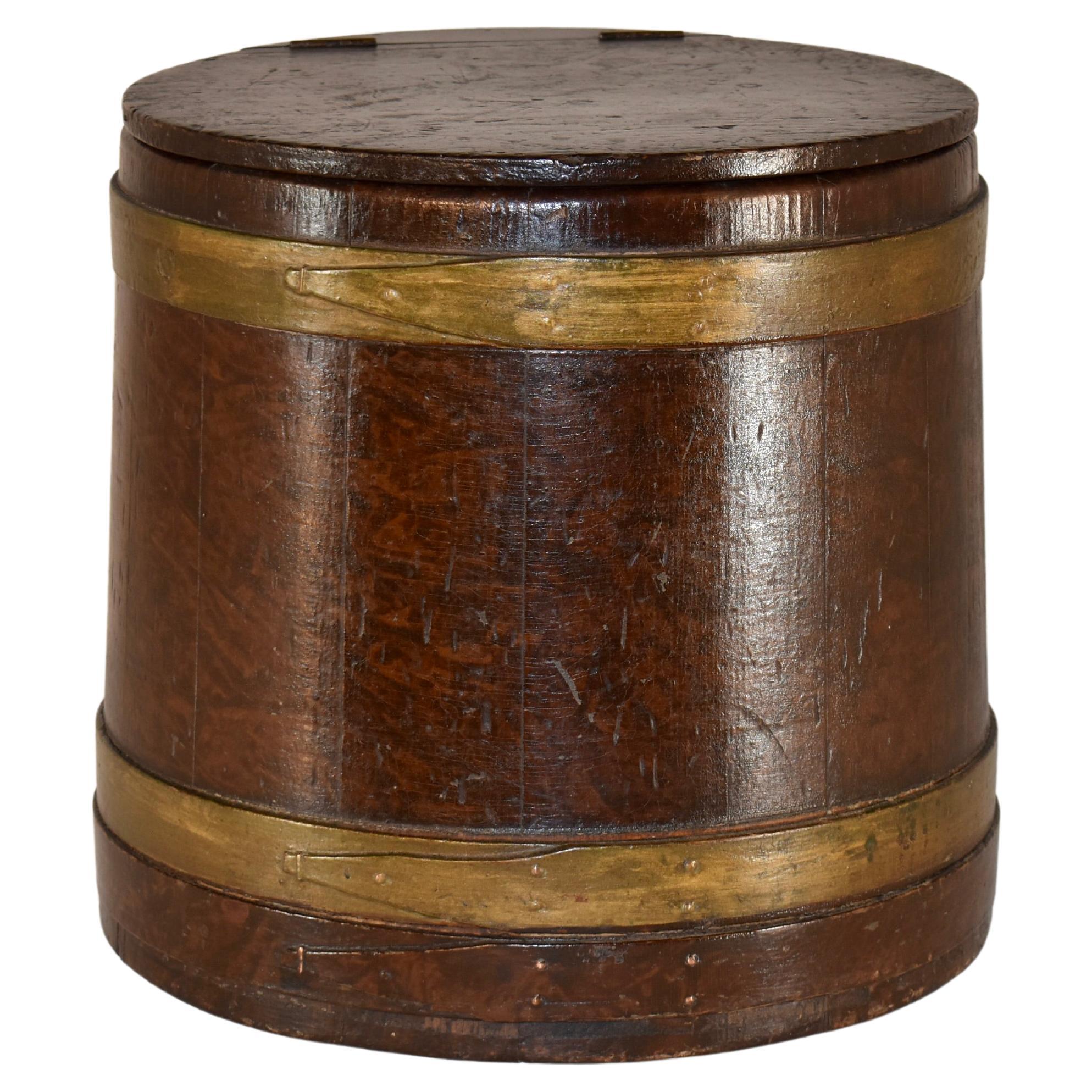 Boîte à couvercle peinte au grain du 19e siècle en Amérique