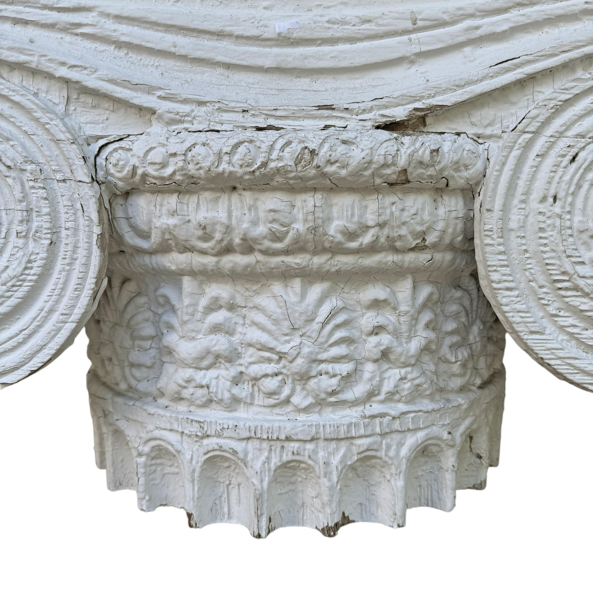 Legno Capitello ionico greco-revival americano del XIX secolo in vendita